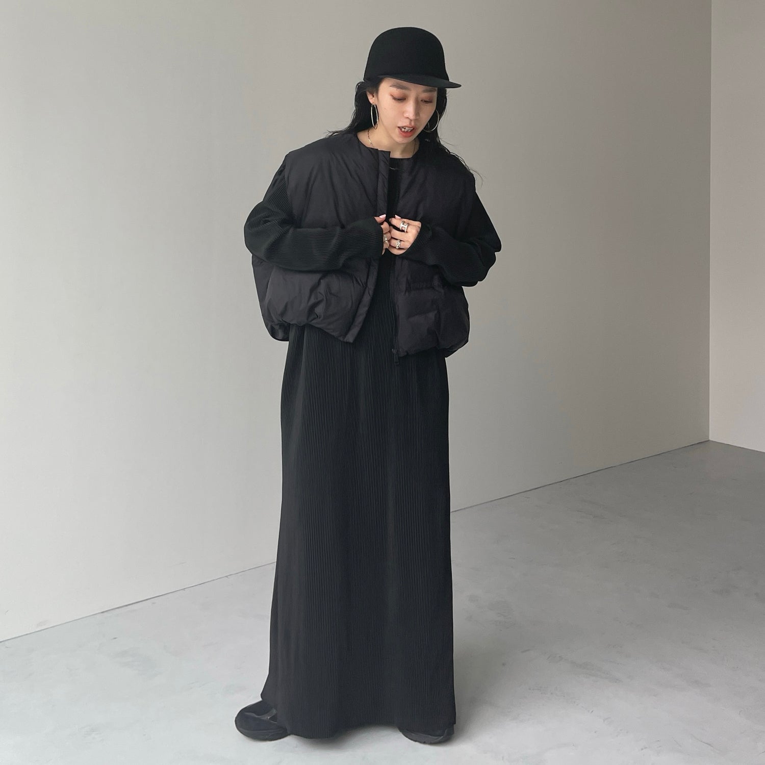 egg down vest / black