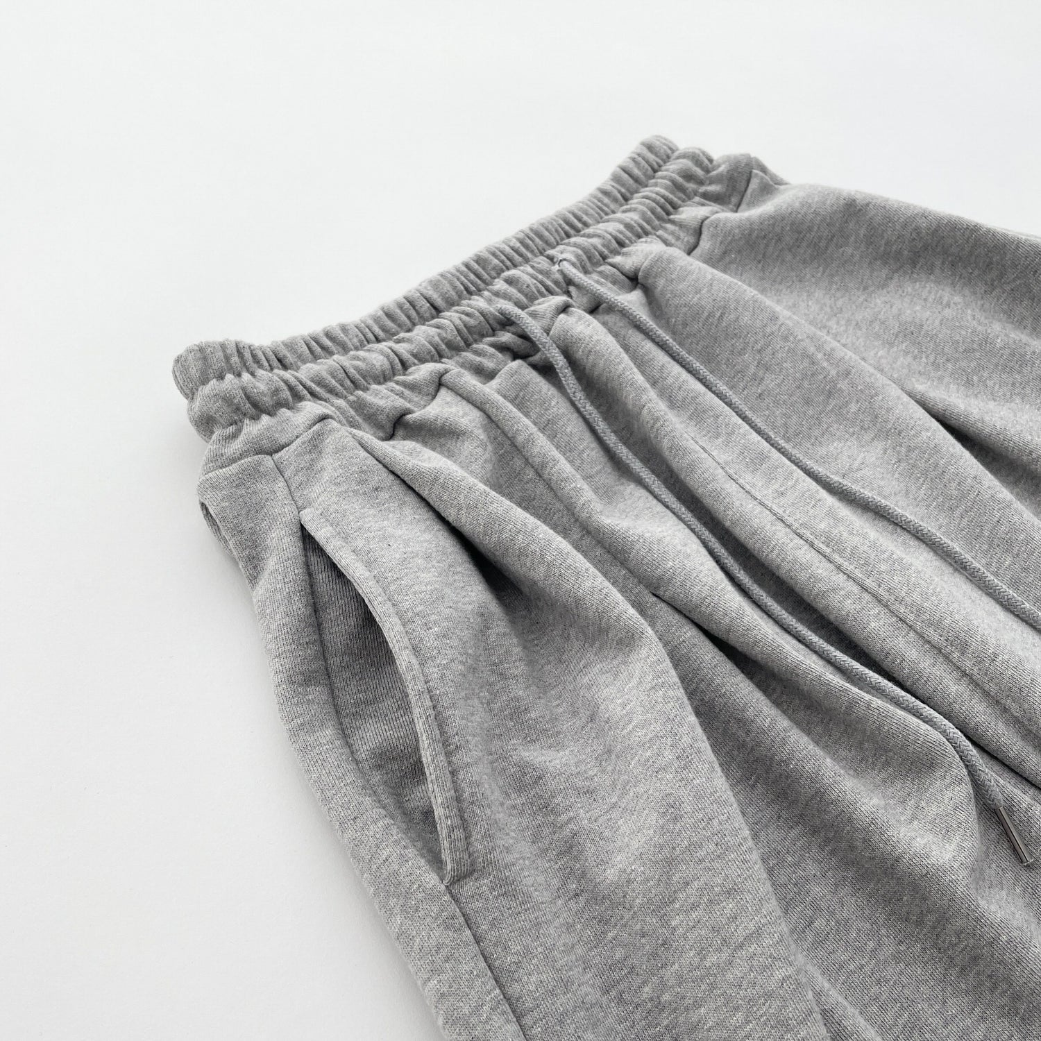 【SAMPLE】tuck tuck sweat pants / gray
