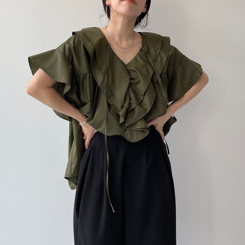 big collar frill half blouse / khaki