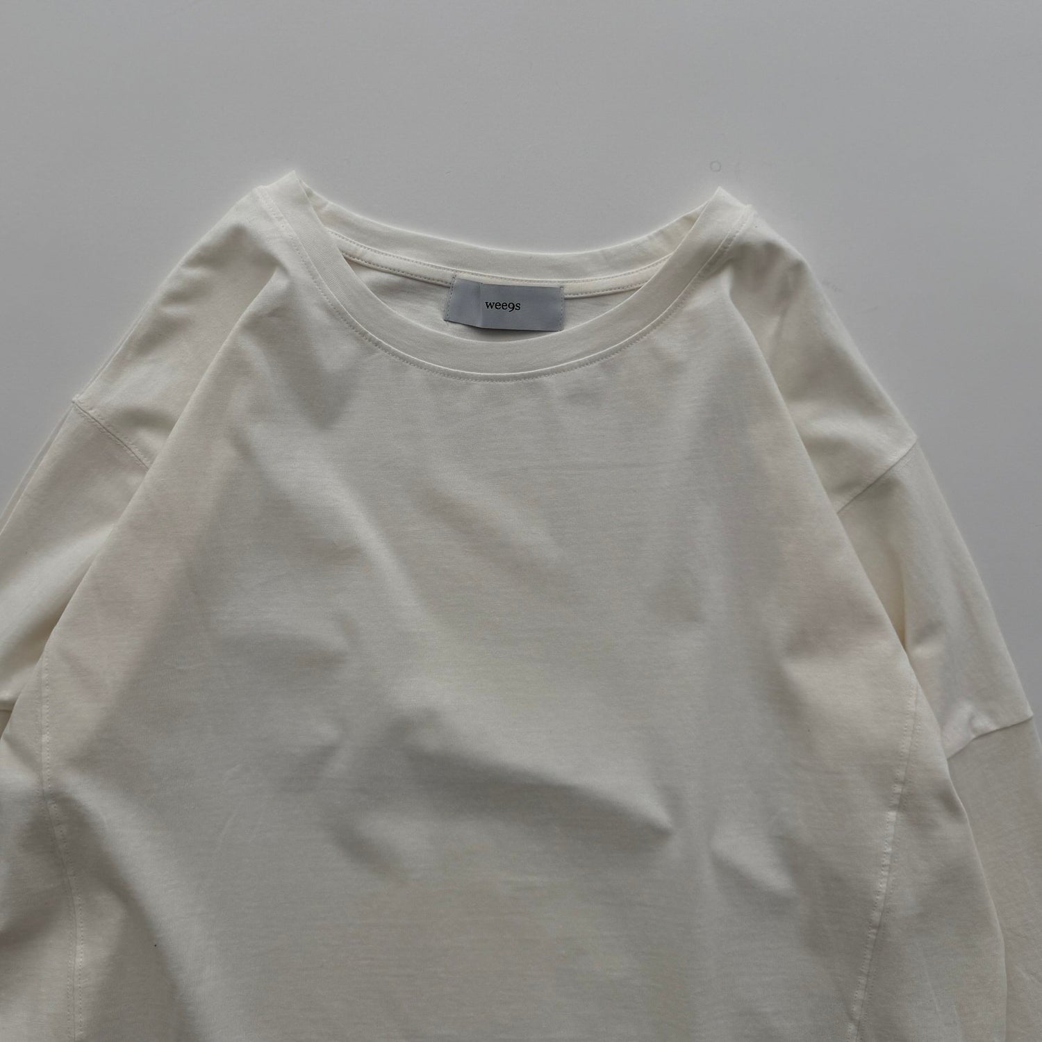 【SAMPLE】drop shoulder front slit tee / ivory