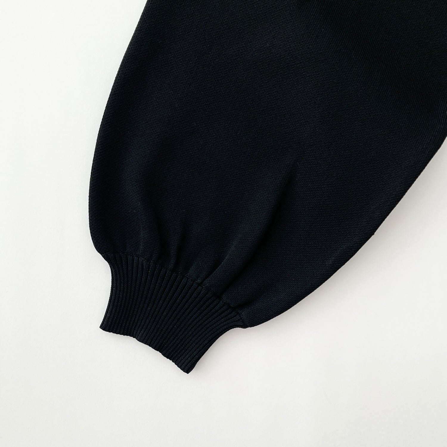 OSUMITSUKI knit / black