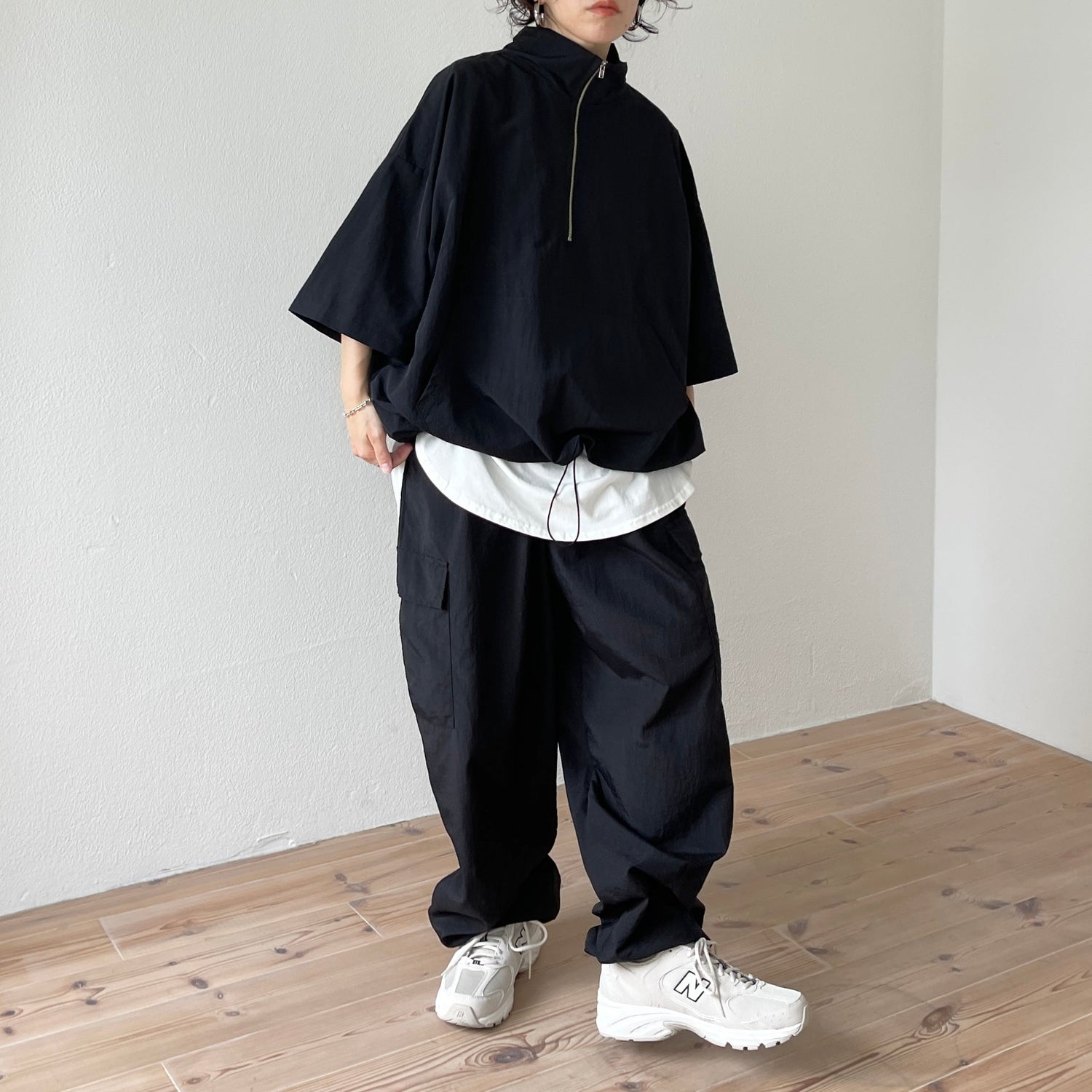 over size half zip nylon po / black | wee9s | ウィークス