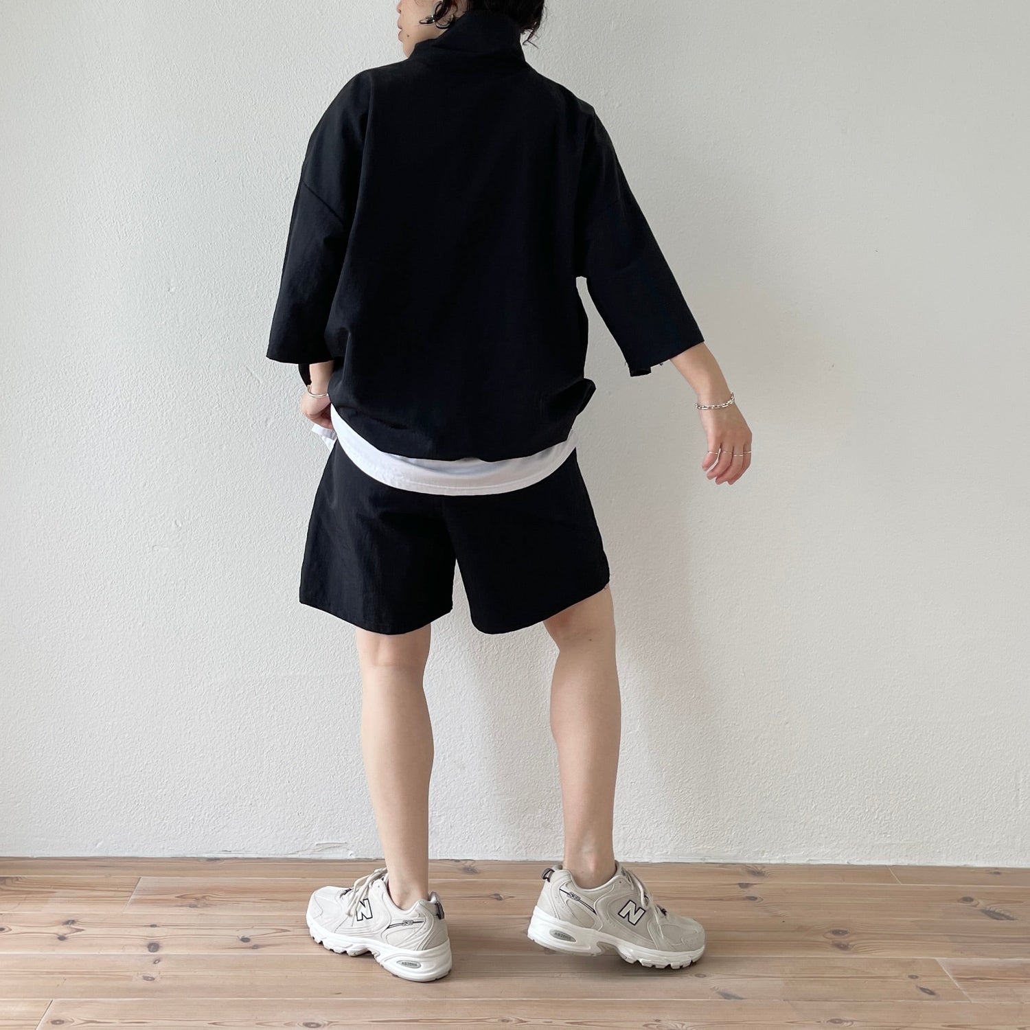 【SAMPLE】over size half zip nylon po / black