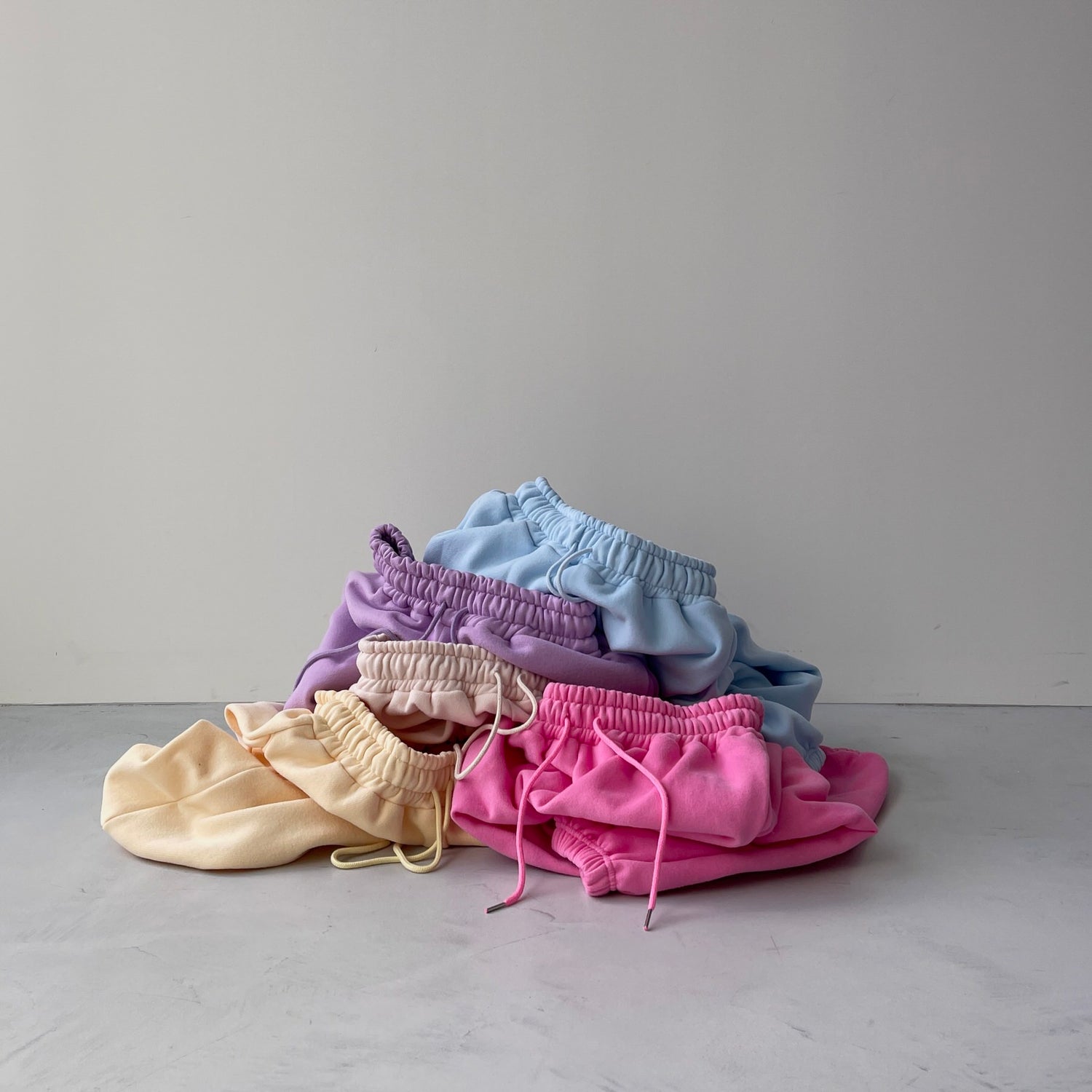 CANDY SWEAT PANTS / cream