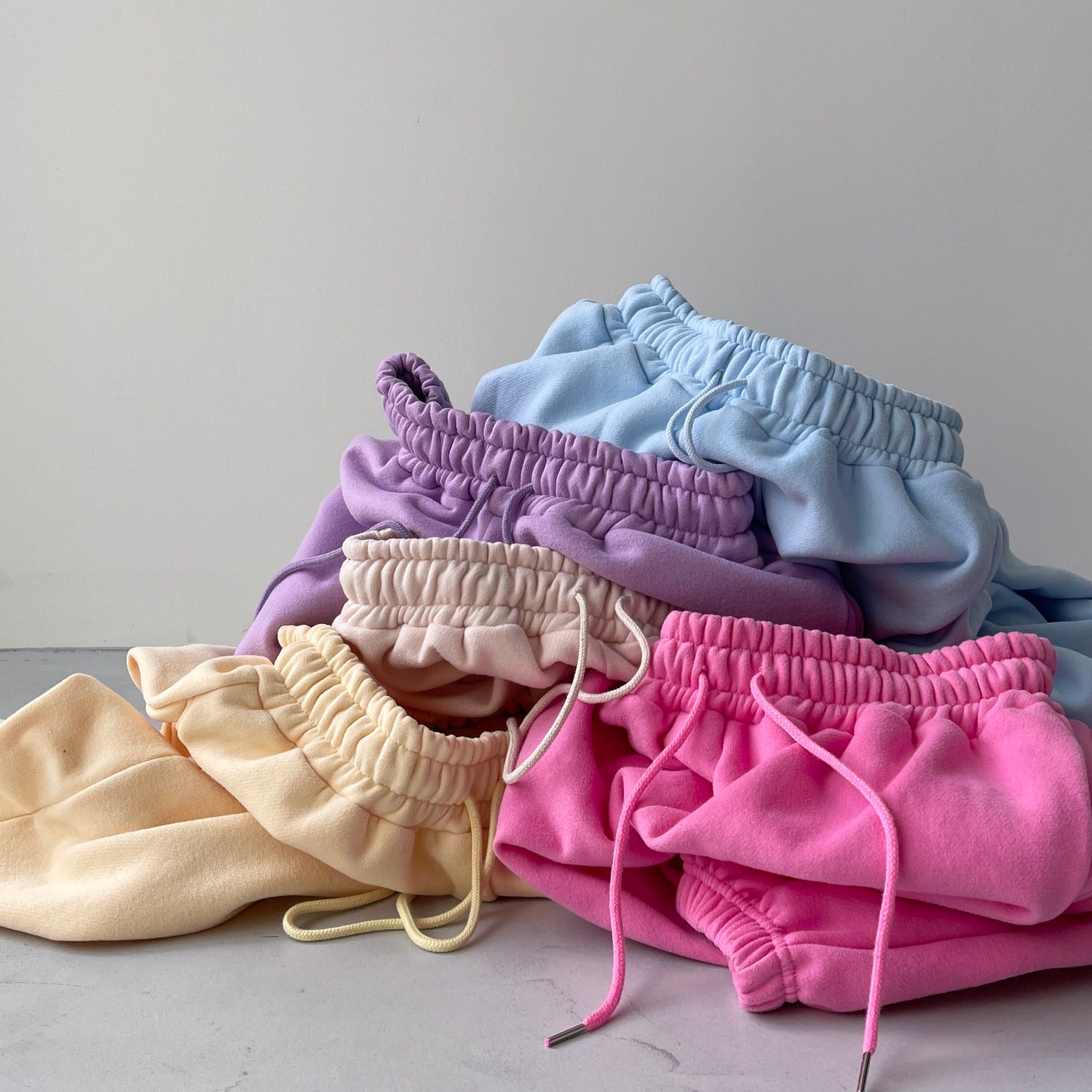 CANDY SWEAT PANTS / cream