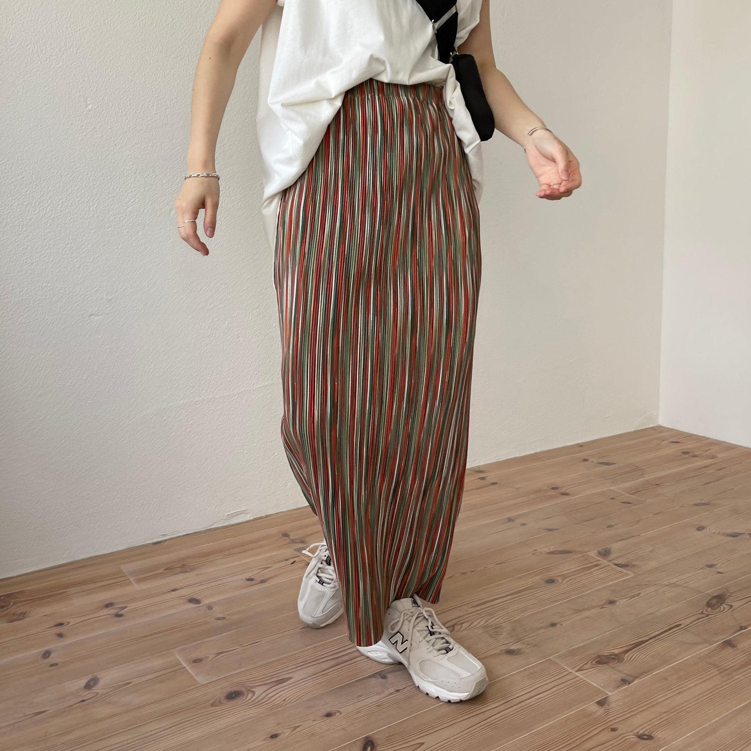 【SAMPLE】daily daily super stretch pleats skirt / green