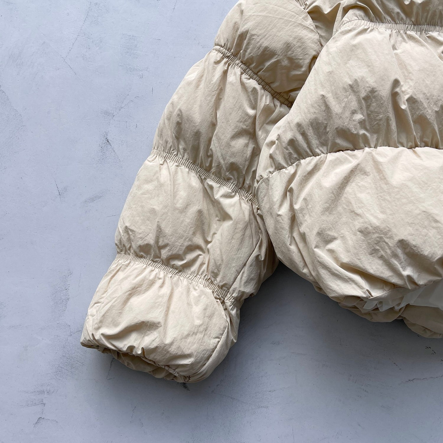 CHIGIRI PAN DOWN / beige