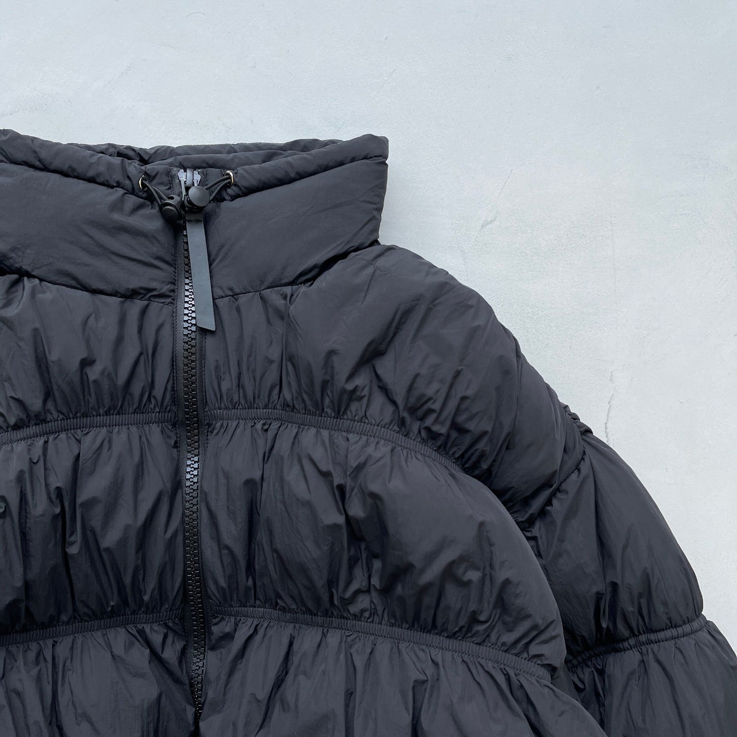 CHIGIRI PAN DOWN / black