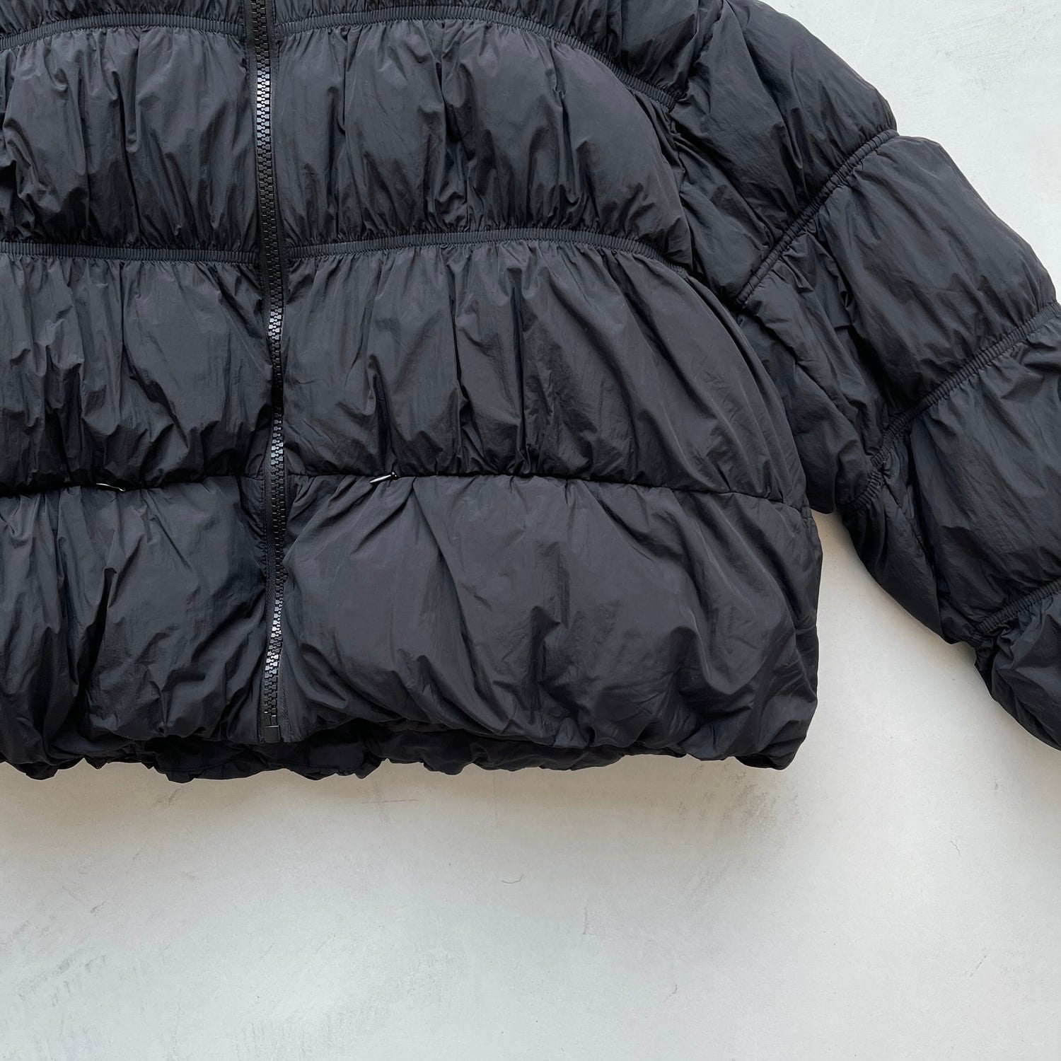 CHIGIRI PAN DOWN / black