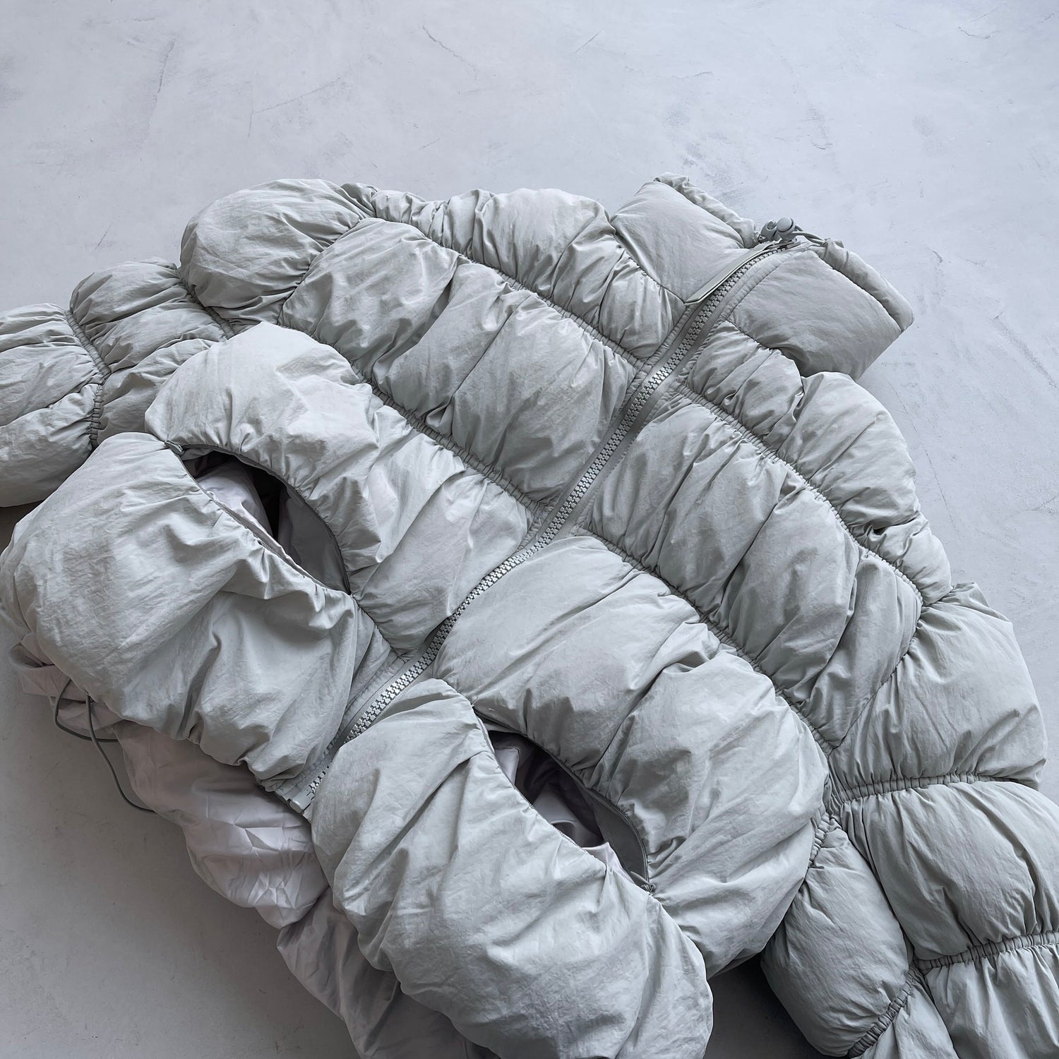 CHIGIRI PAN DOWN / gray