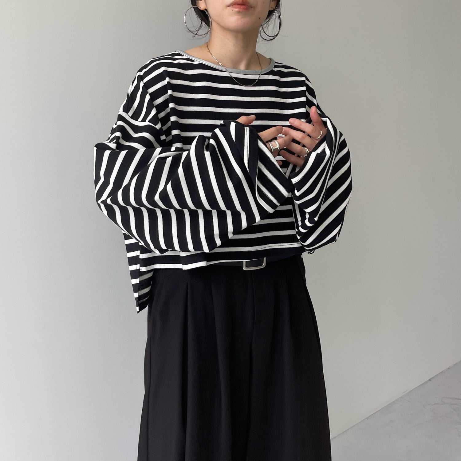 wide sleeve over size border tee / black×silver (short)