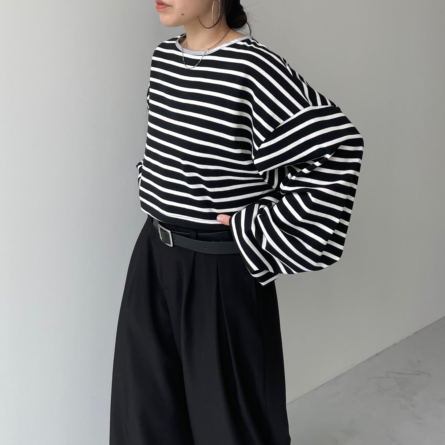 wide sleeve over size border tee / black×silver (short)