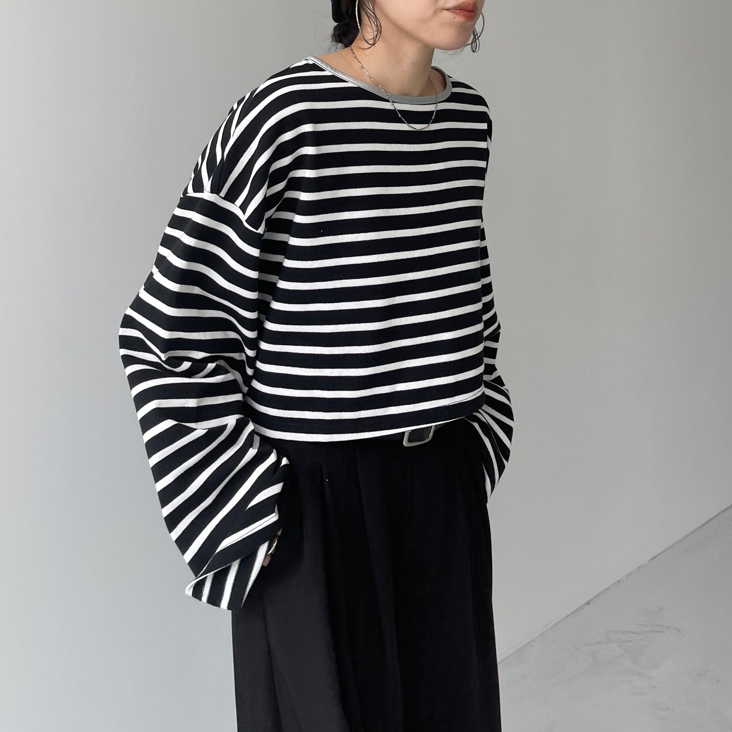 wide sleeve over size border tee / black×silver (short)