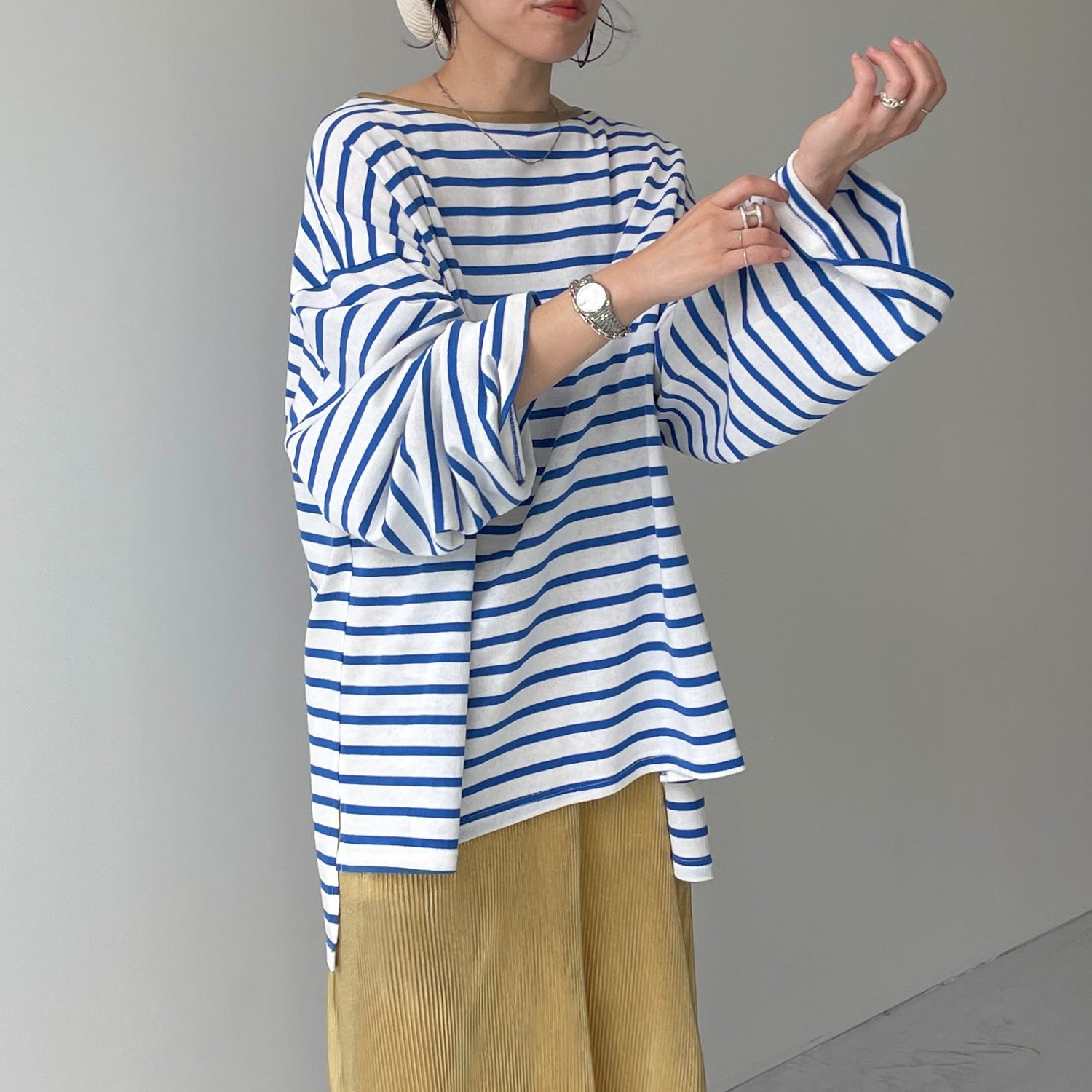 wide sleeve over size border tee / blue×gold