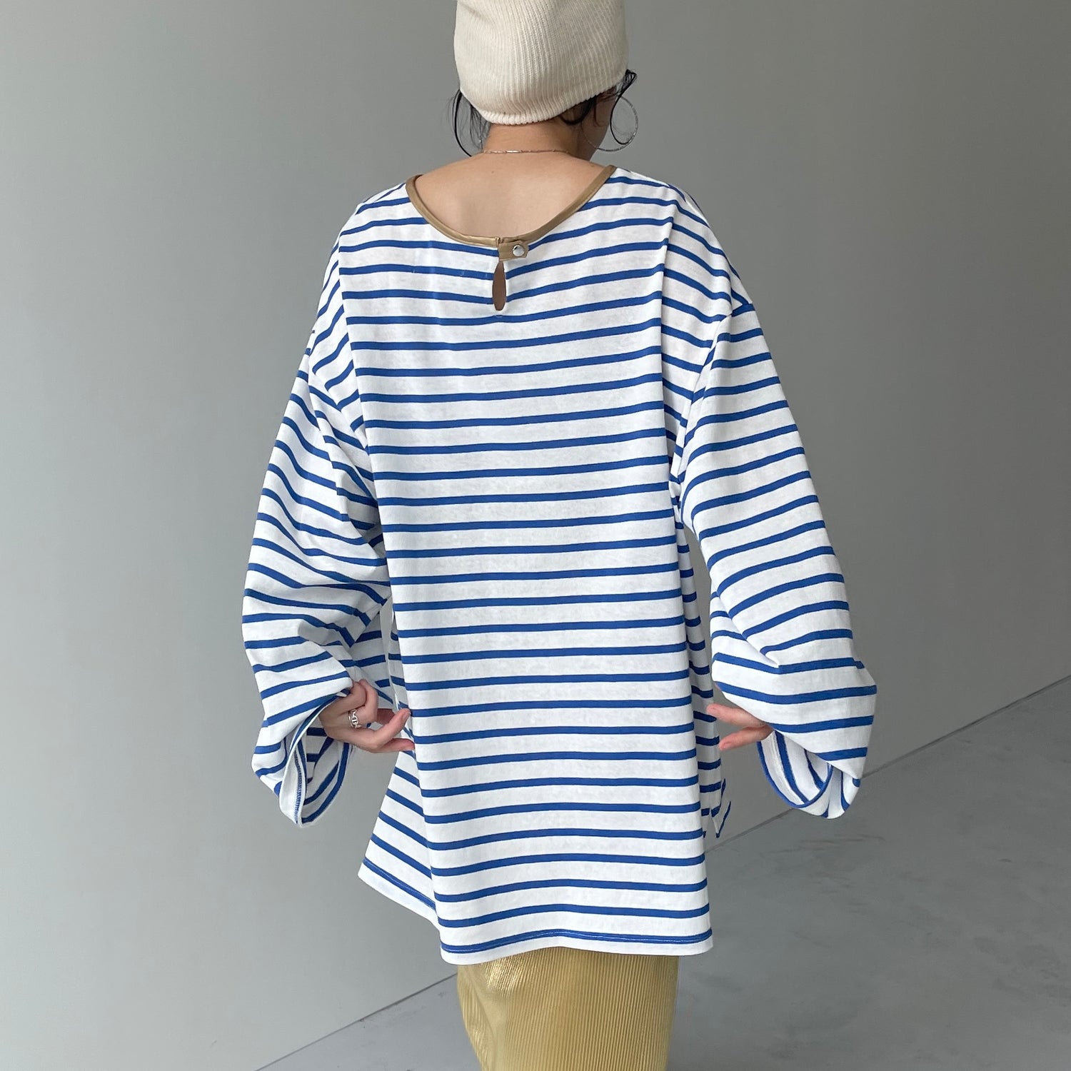 wide sleeve over size border tee / blue×gold