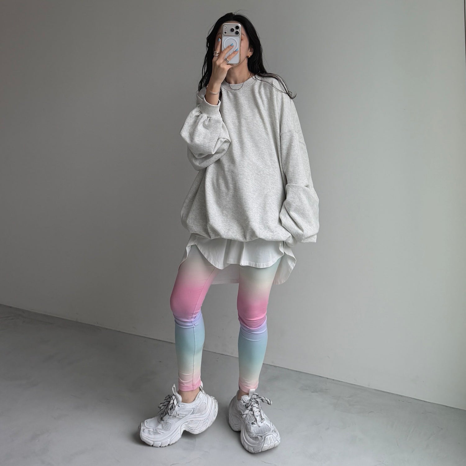 URAKE OSUMITSUKI sweat / oatmeal