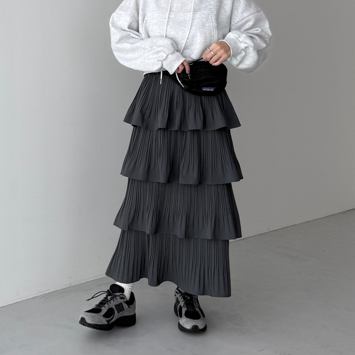 flamenco skirt / charcoal