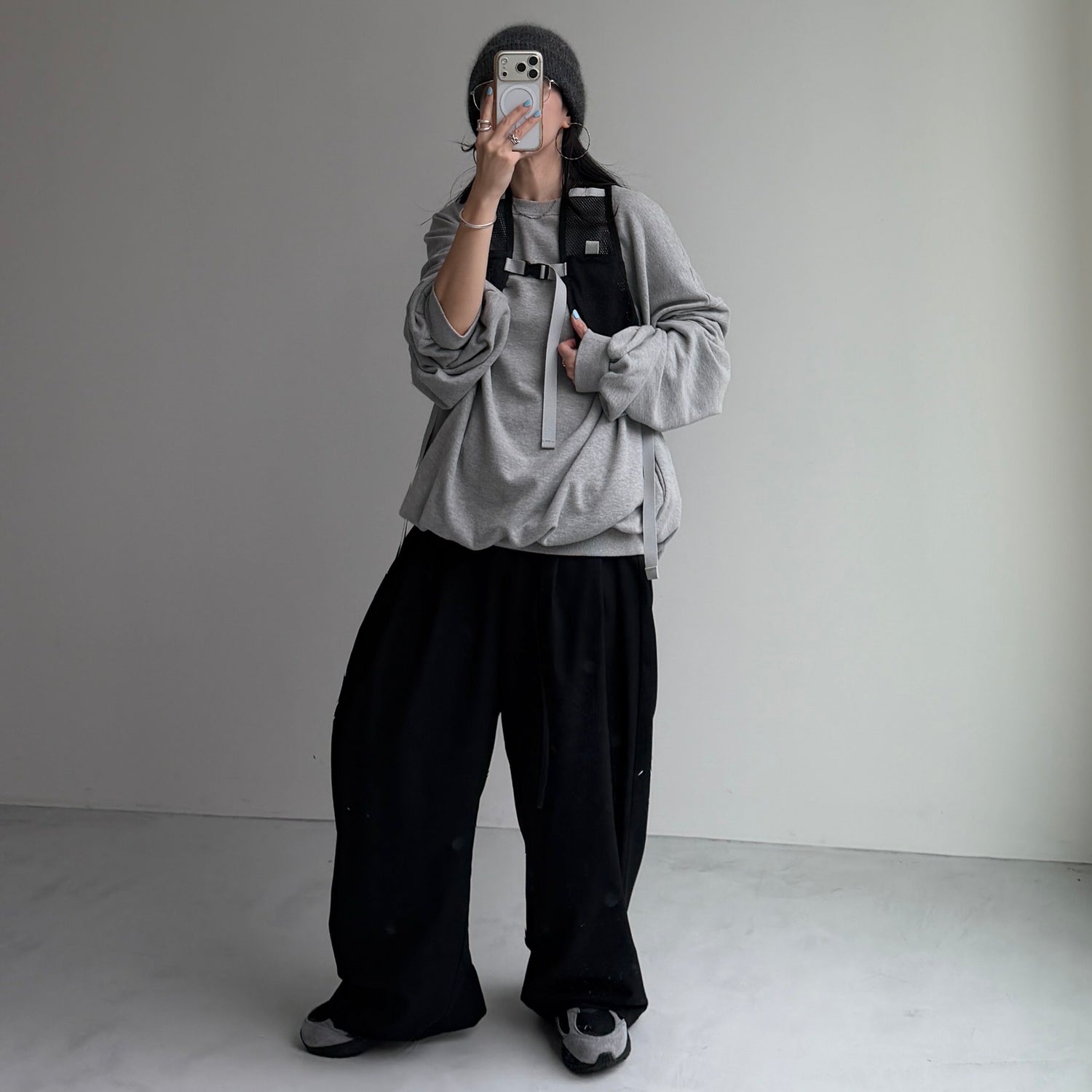 URAKE OSUMITSUKI sweat / gray