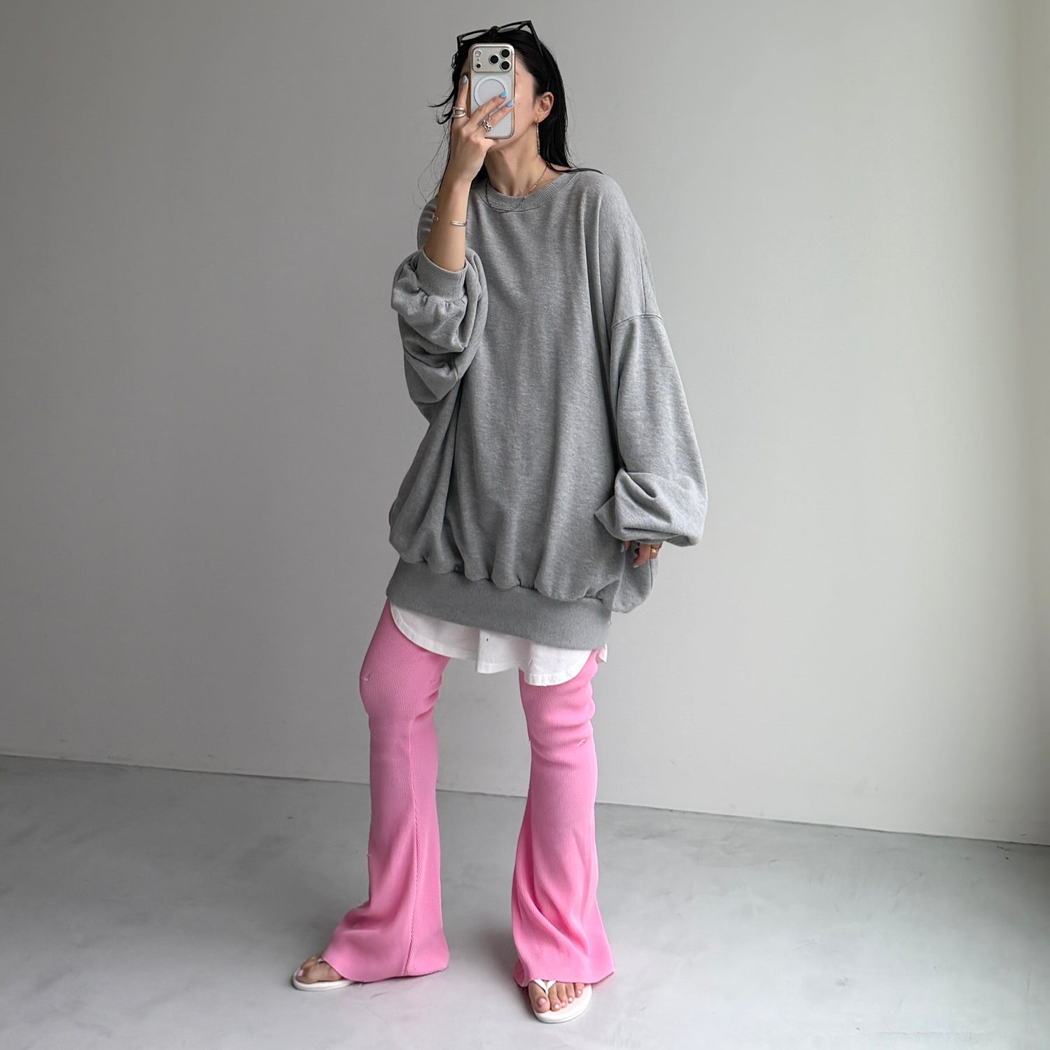 URAKE OSUMITSUKI sweat / gray