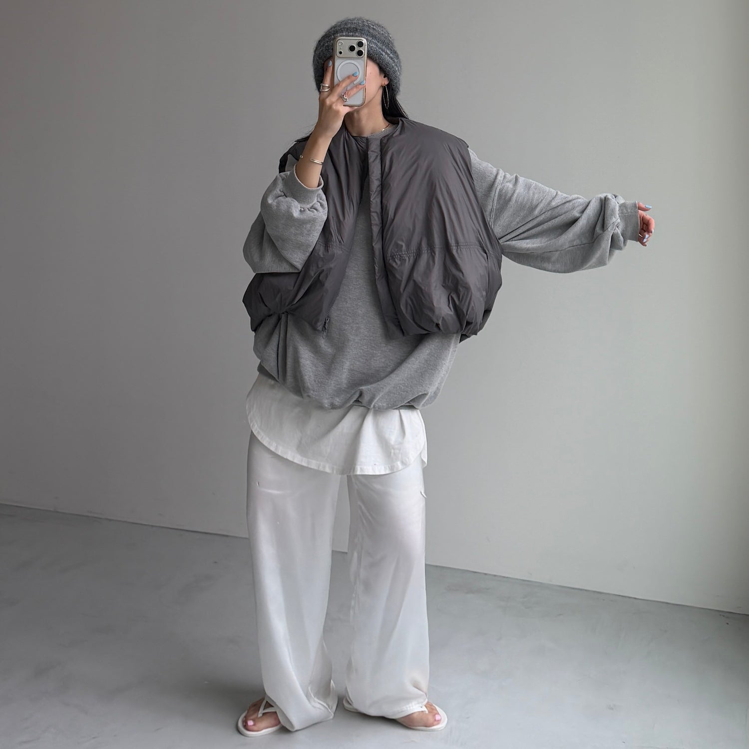 URAKE OSUMITSUKI sweat / gray