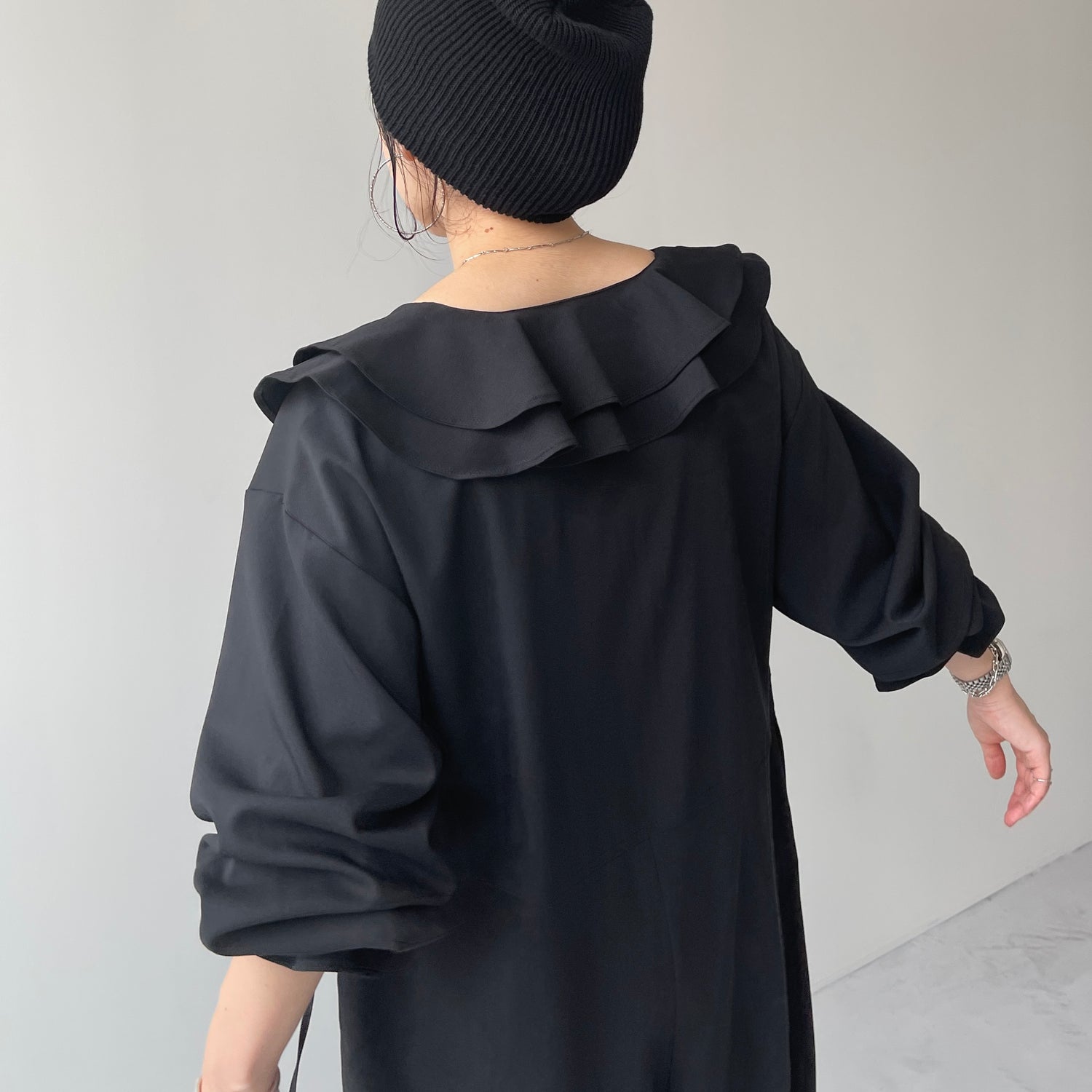 frill all in one / black [2size]