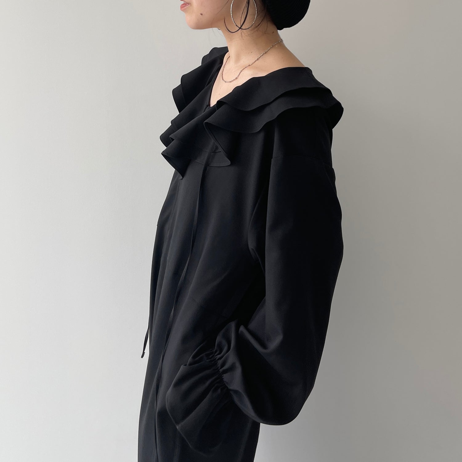 frill all in one / black [2size]