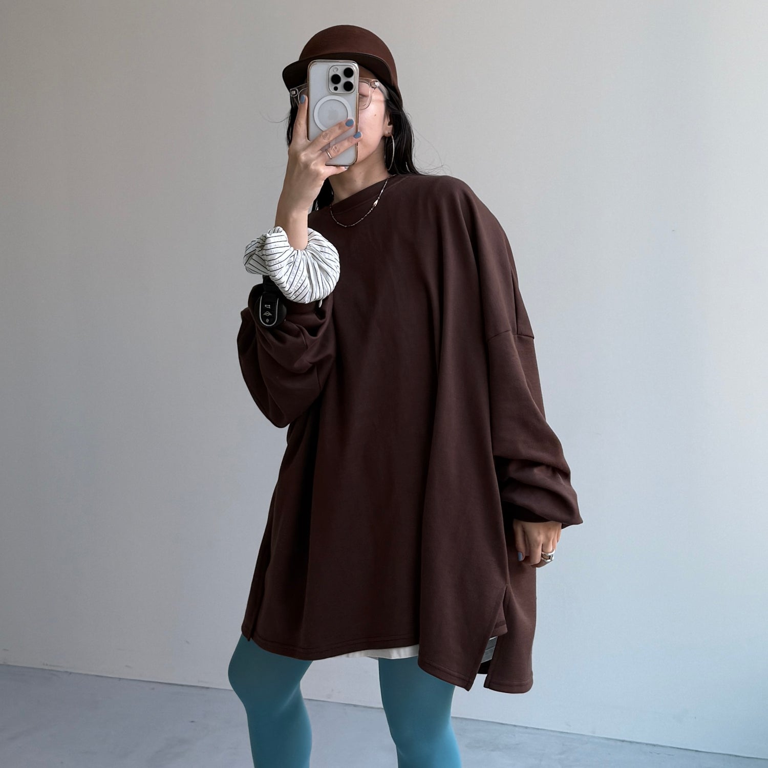 super loose light sweatee / brown