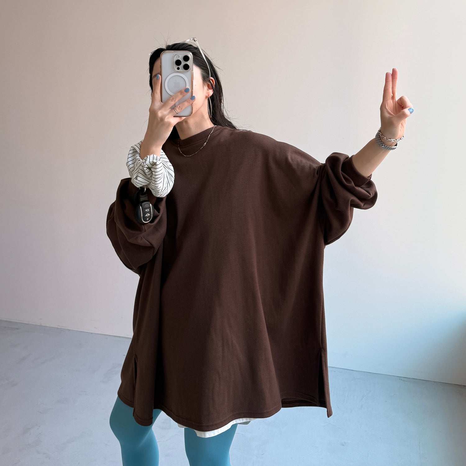 super loose light sweatee / brown