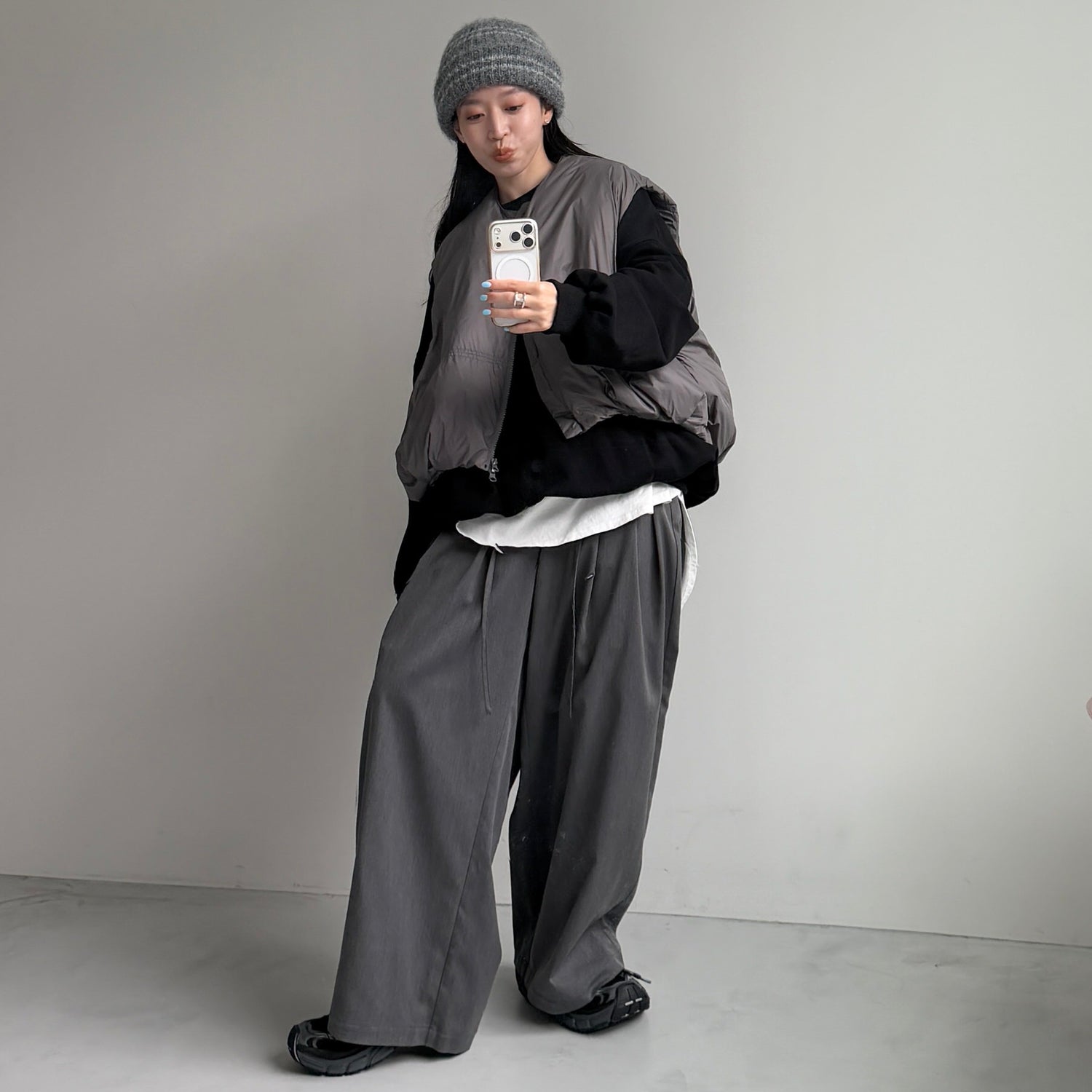 URAKE OSUMITSUKI sweat / black