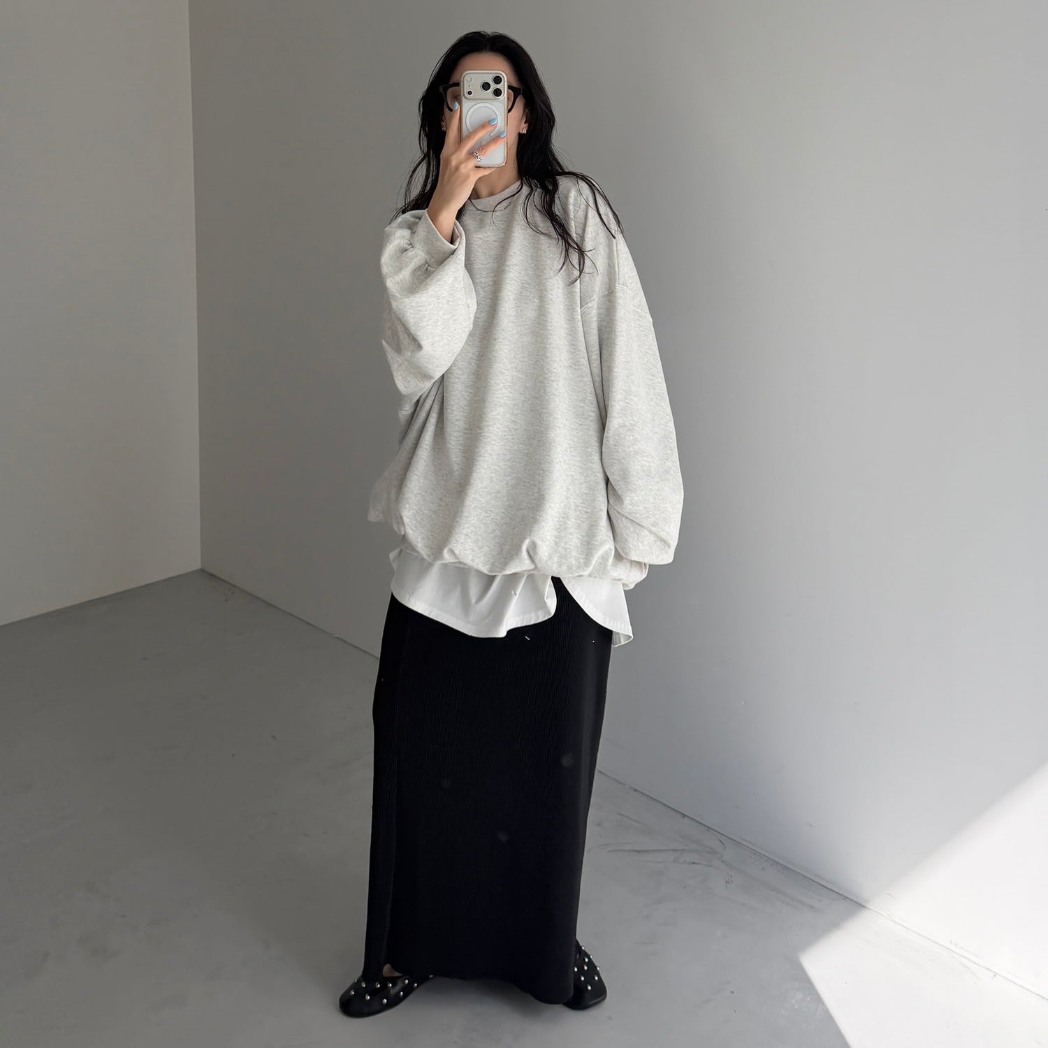 URAKE OSUMITSUKI sweat / oatmeal