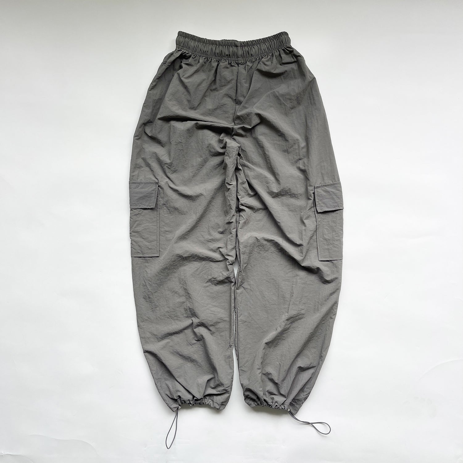 【SAMPLE】loose silhouette cargo / charcoal