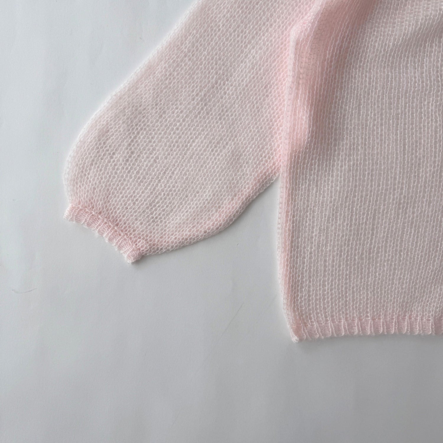 cinnamon mesh knit / baby pink