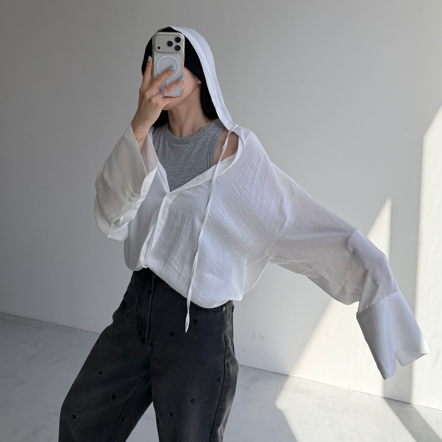 rayon hooded shirt / white