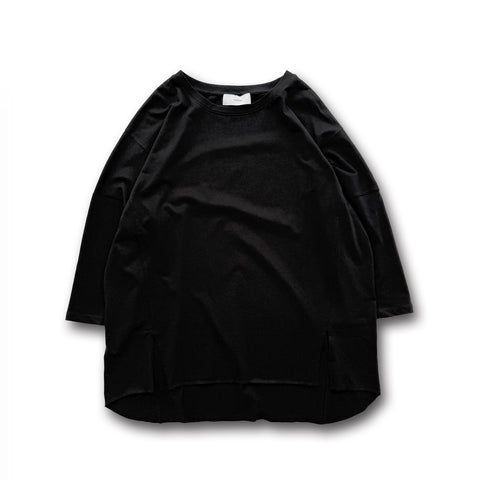 【SAMPLE】drop shoulder front slit tee / black