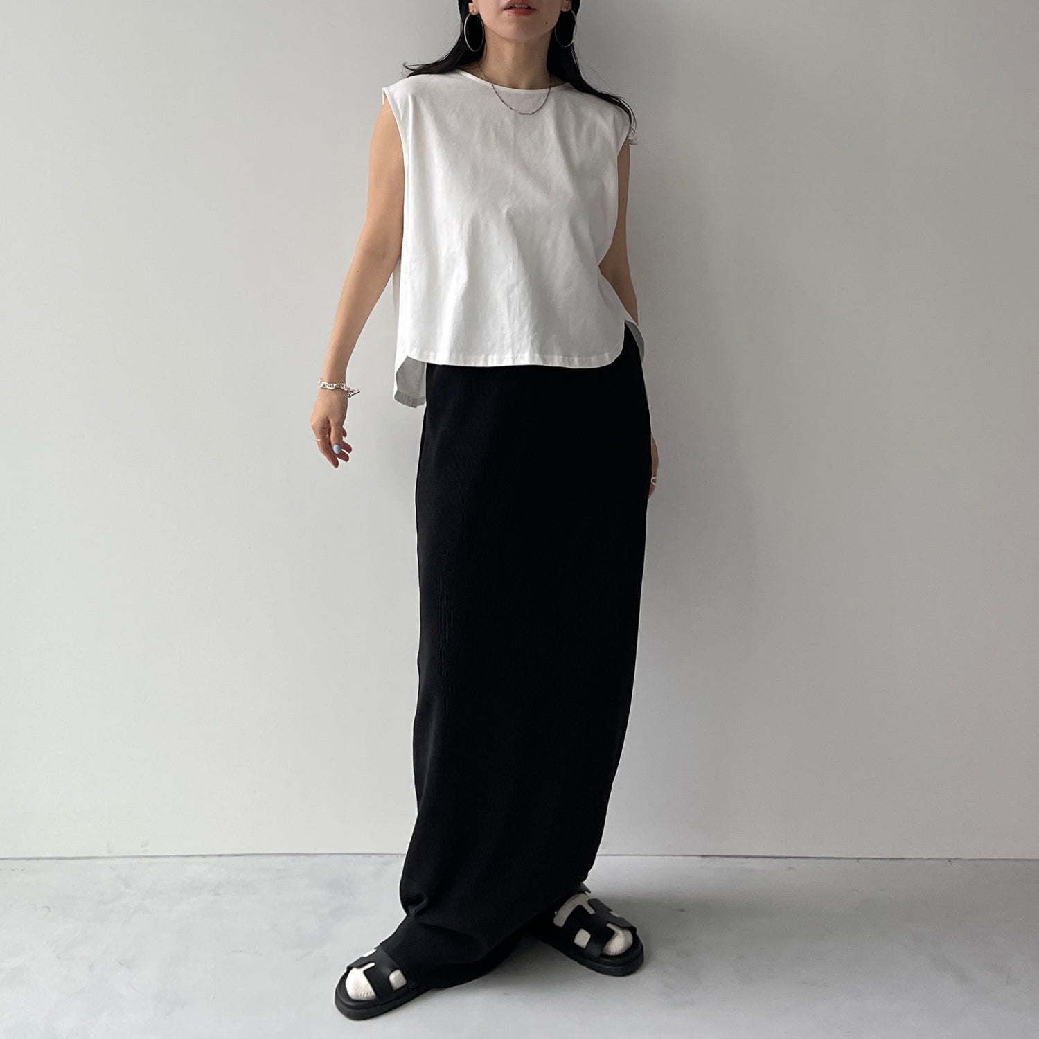 CHIRARISM tank top / ivory [SHORT or FREE]