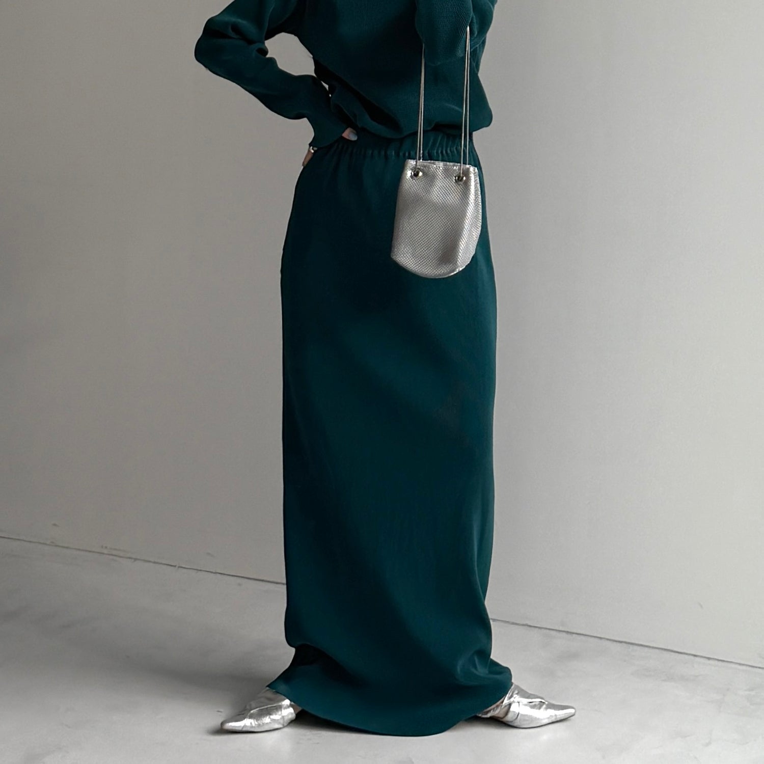 daily daily super stretch pleats skirt / dark green [FREE or LONG]