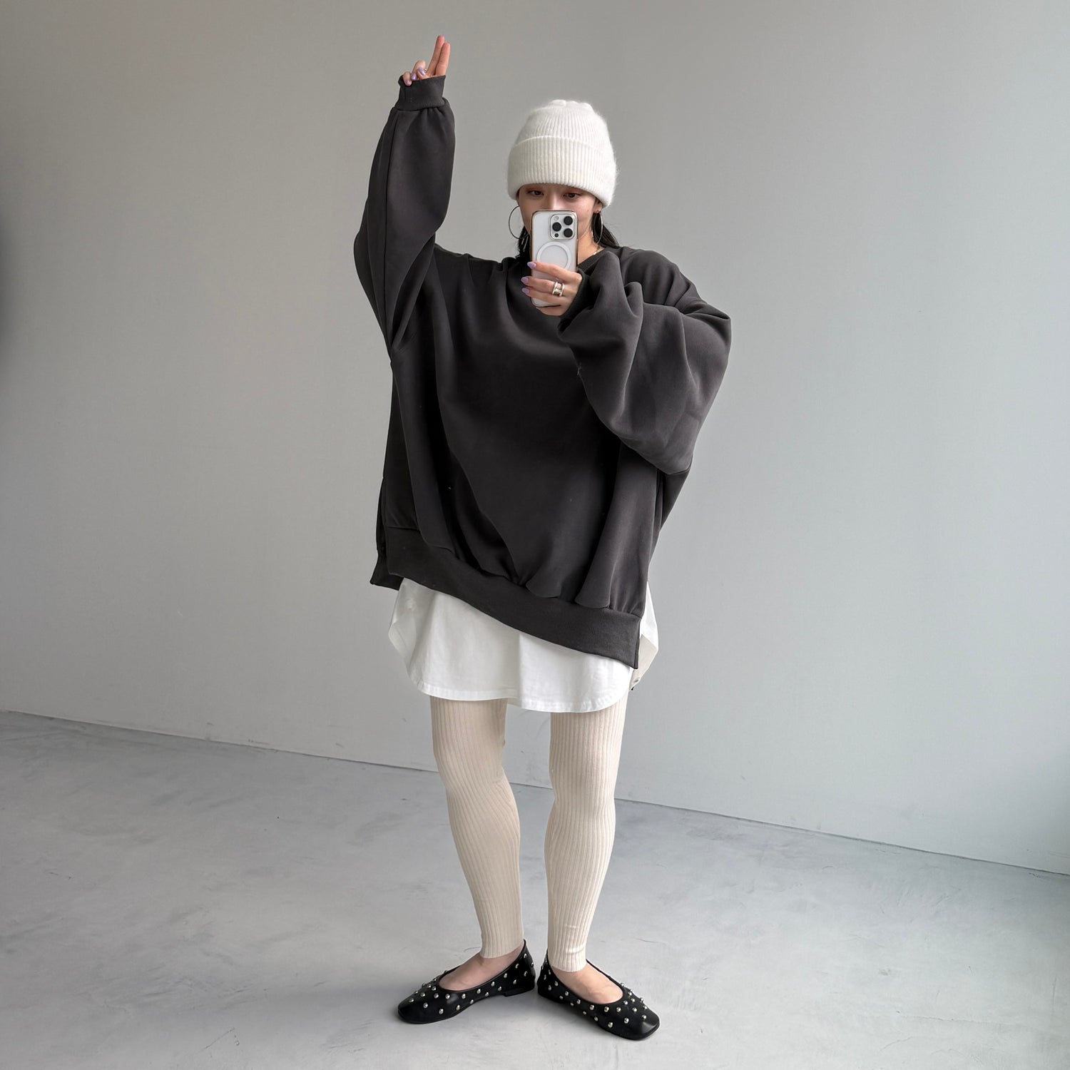 OSUMITSUKI sweat / charcoal [SHORT or FREE]