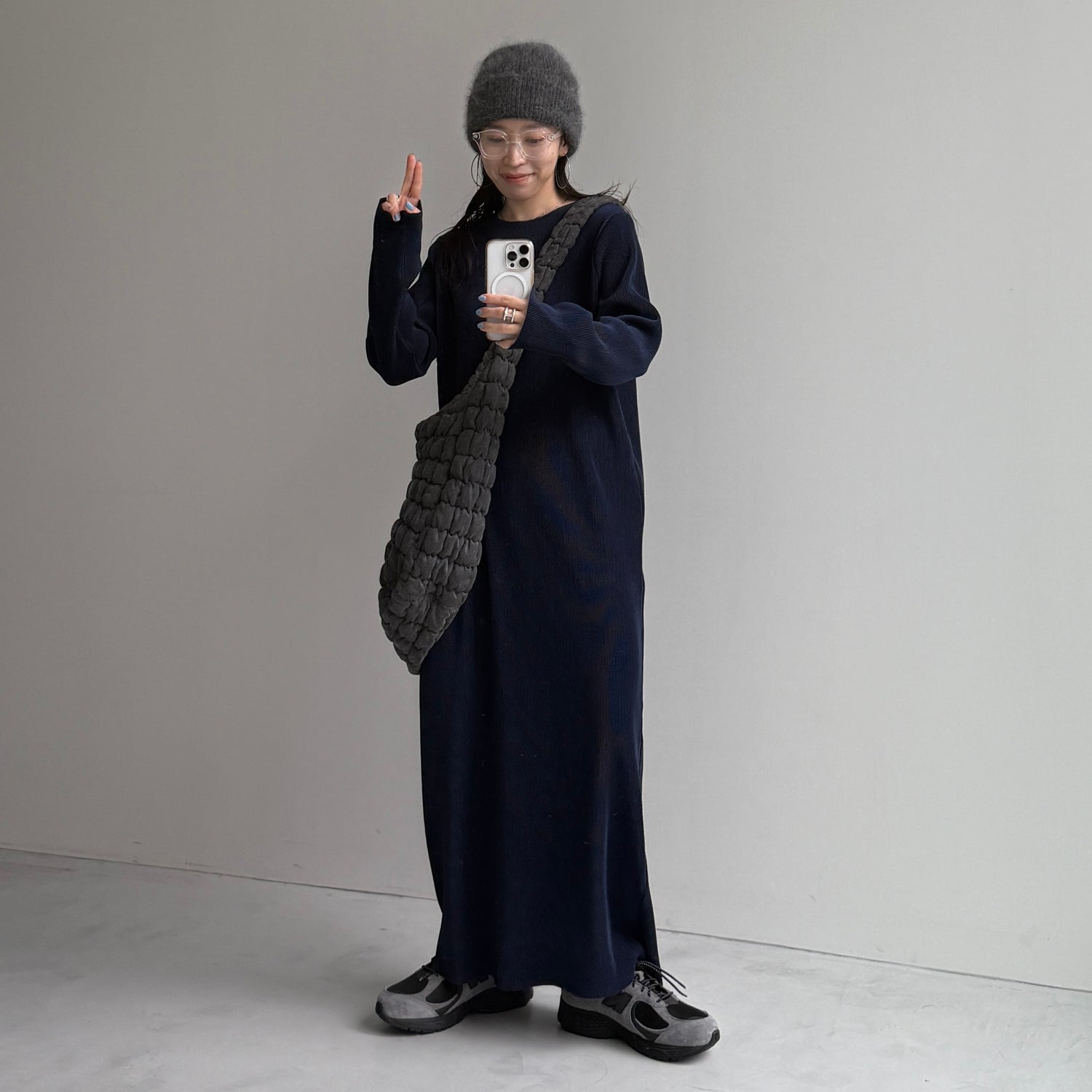daily daily super stretch crew neck pleats one piece / navy [FREE or LONG]クルーネック