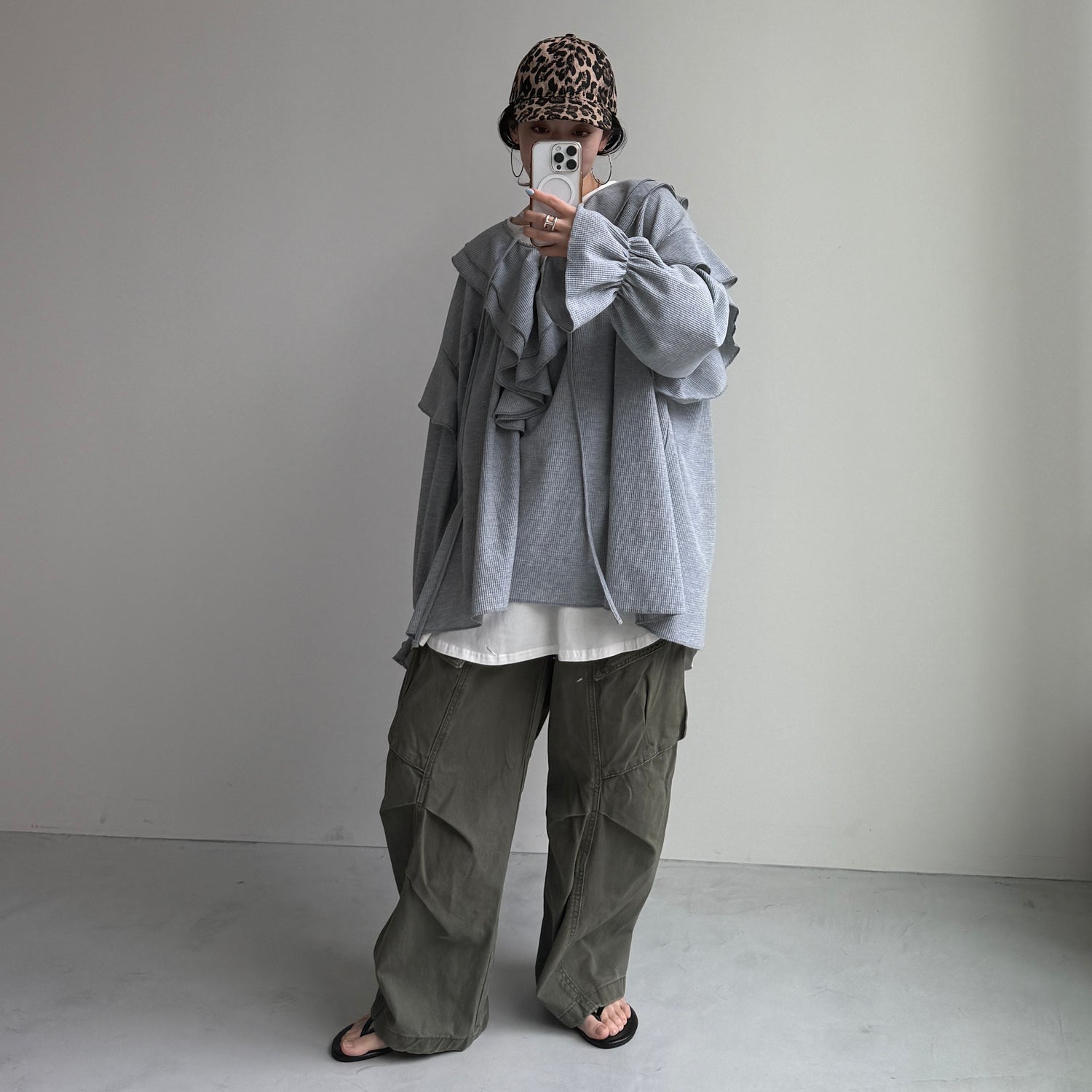 vintage like curve cargo pants / khaki