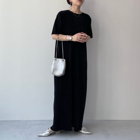 daily daily super stretch crew neck pleats one piece / black [半袖 FREE or LONG]