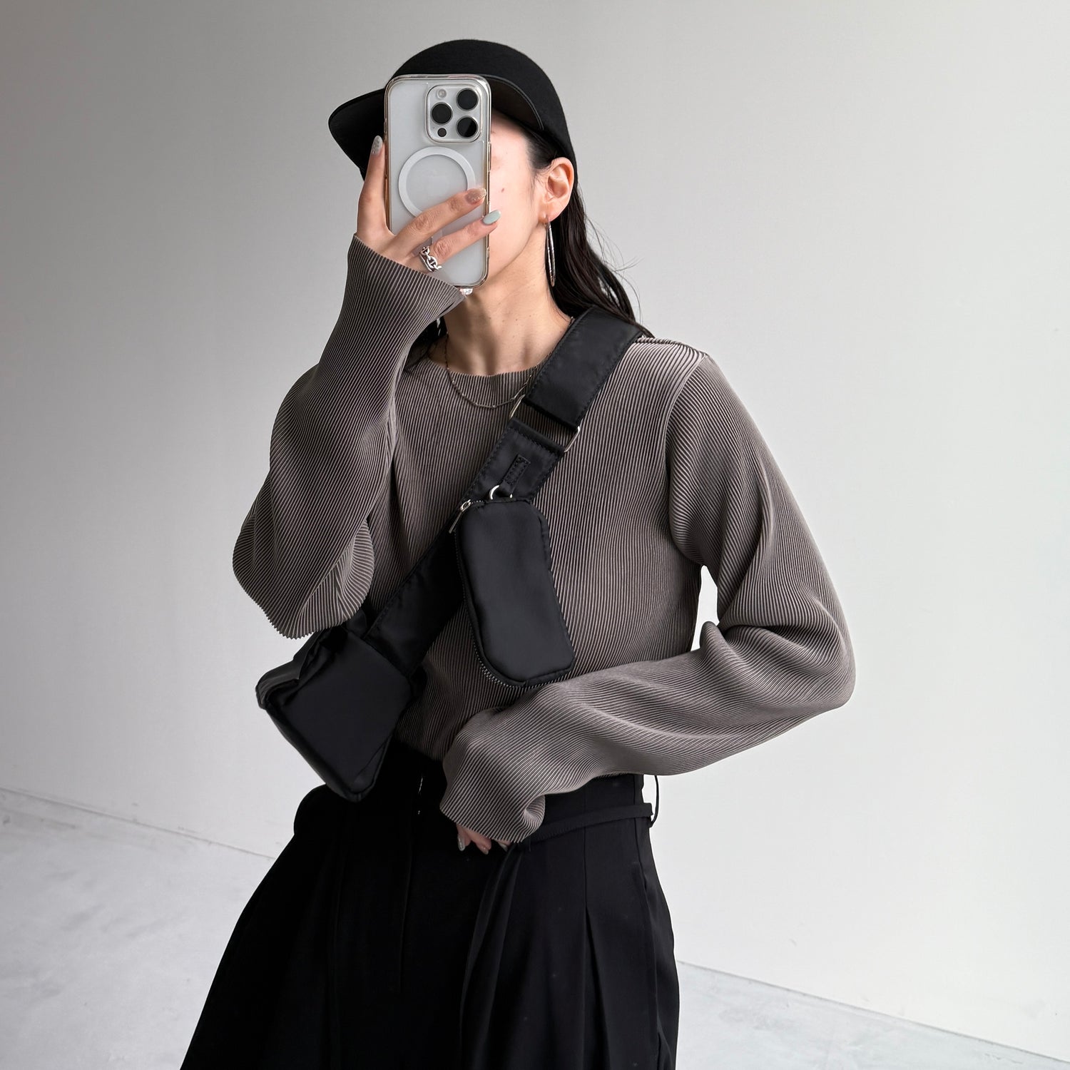 daily daily super stretch pleats tops / ash gray [プチハイ or クルーネック]