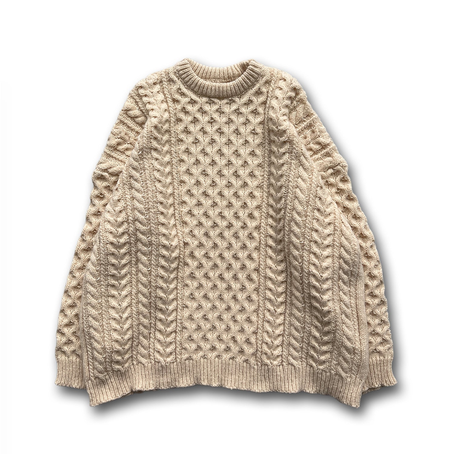 holiday cable knit / beige