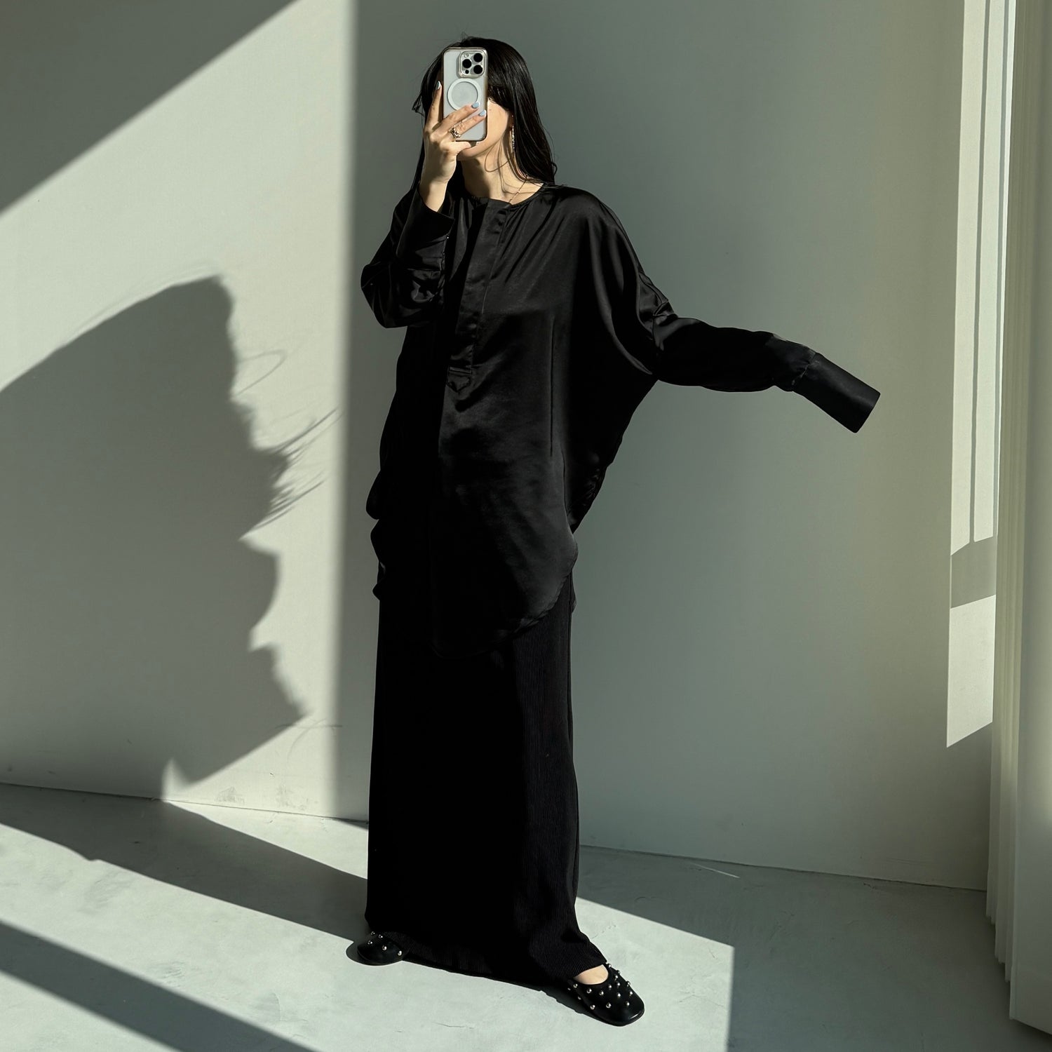 over size no collar mannish satin shirt / black