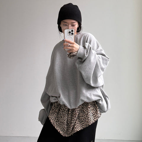 URAKE OSUMITSUKI sweat / gray