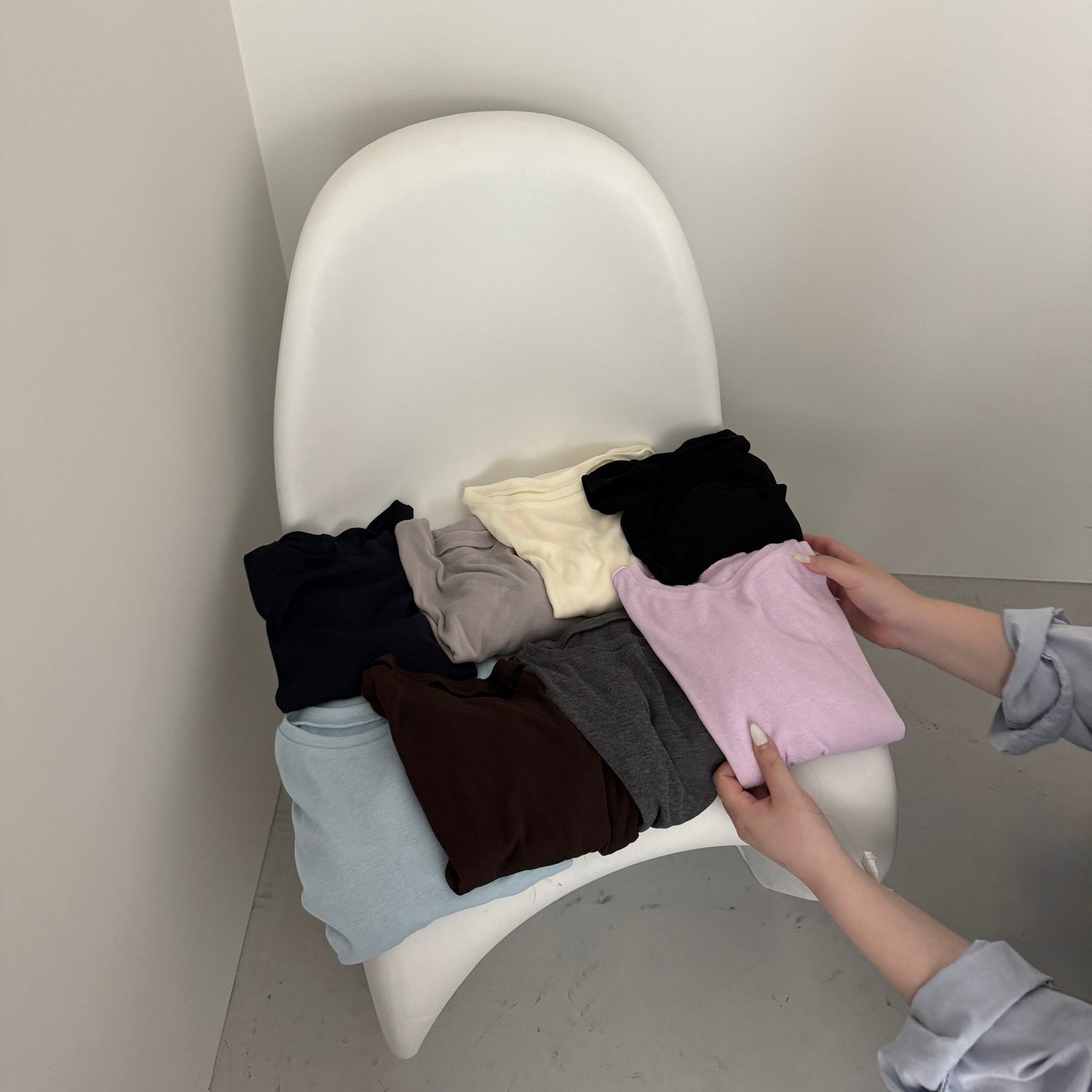 KASANE sheer tee / white