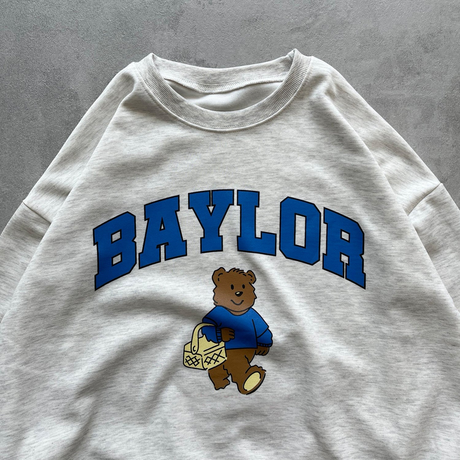shopping bear sweat / oatmeal