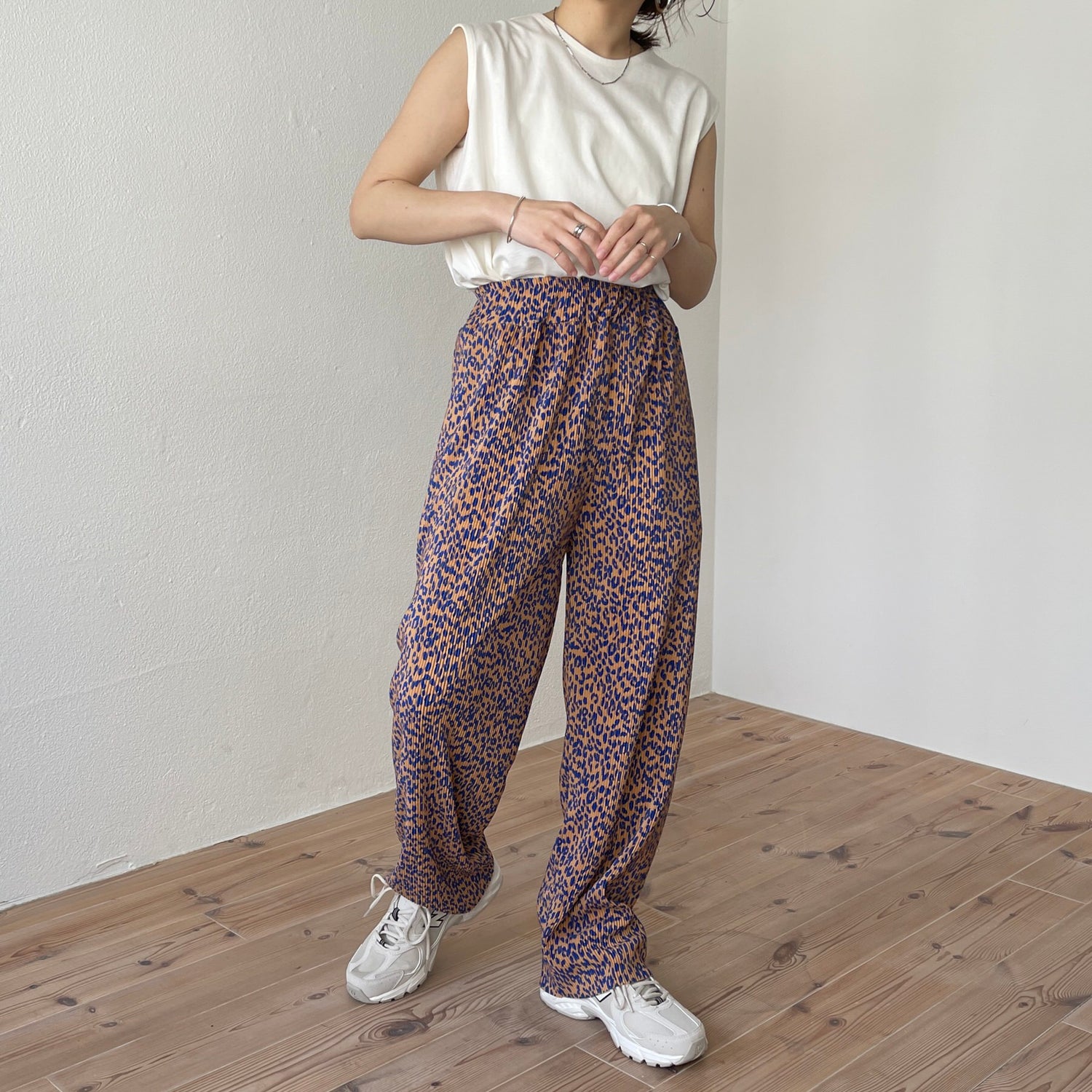 "osaka" leopard pleats pants / blue