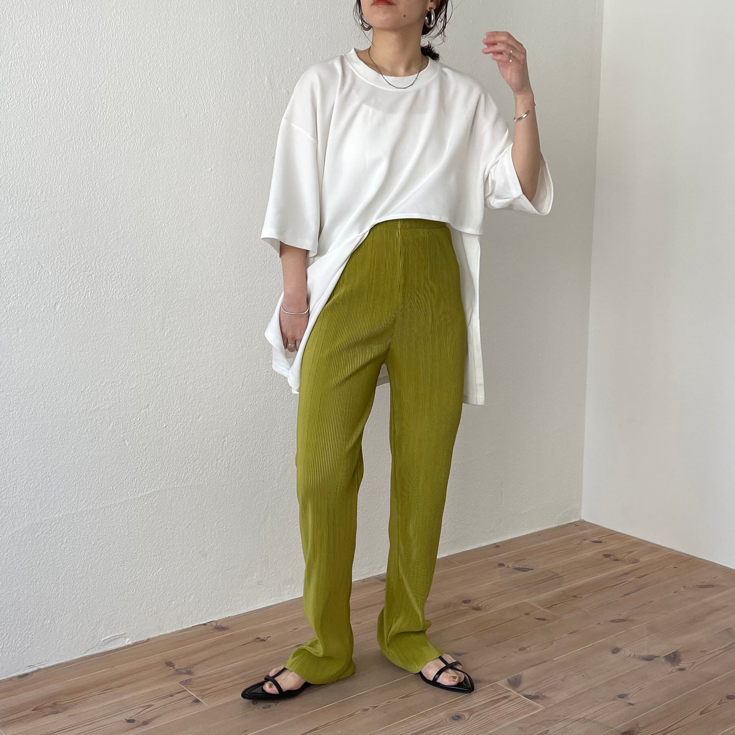 daily daily super stretch pleats pants / lime