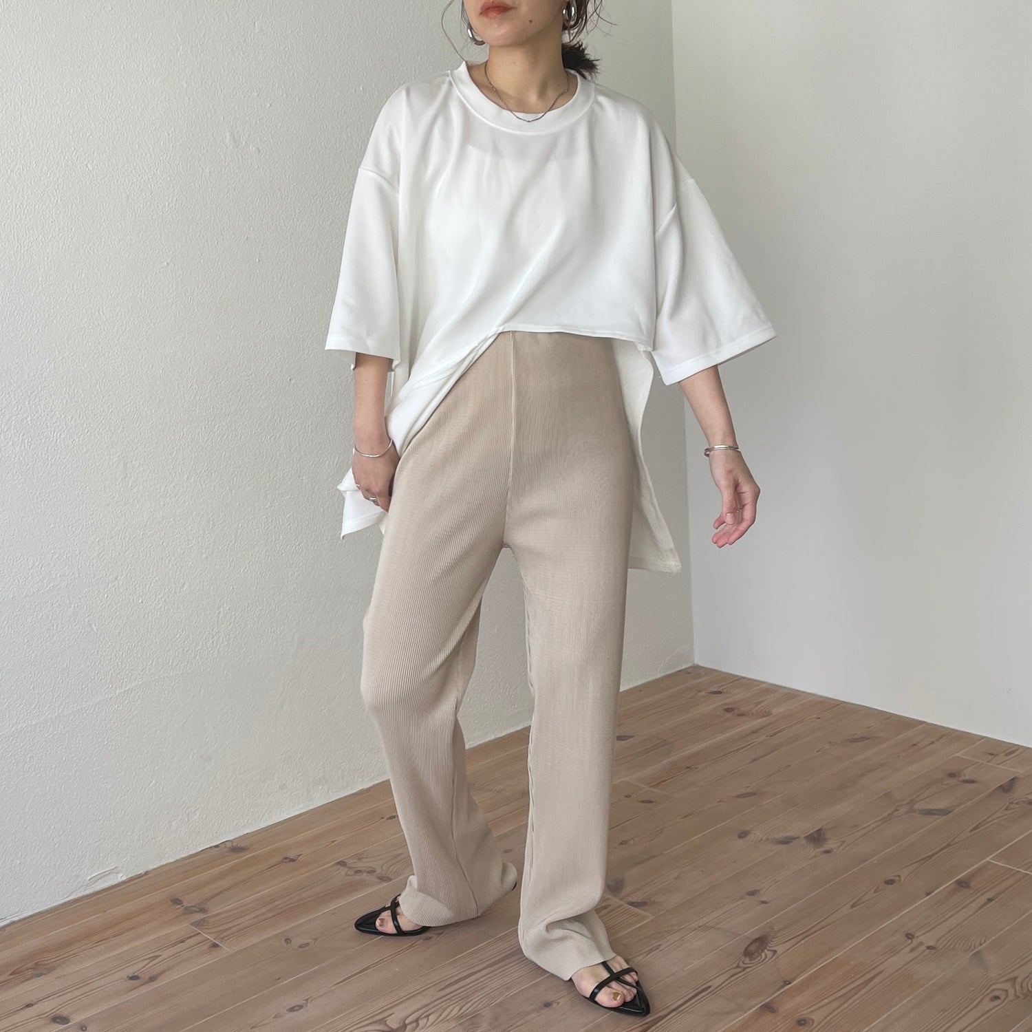 daily daily super stretch pleats pants / ivory
