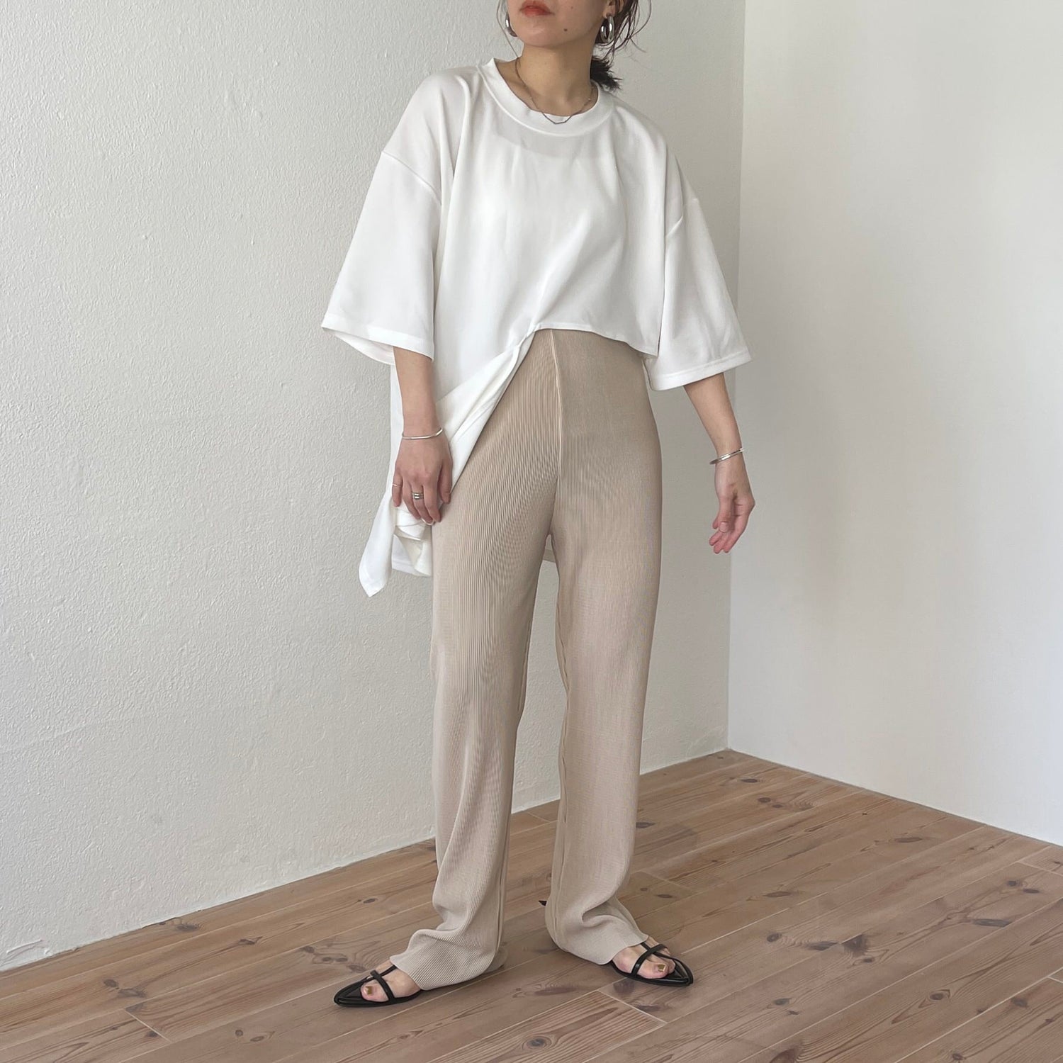 daily daily super stretch pleats pants / ivory